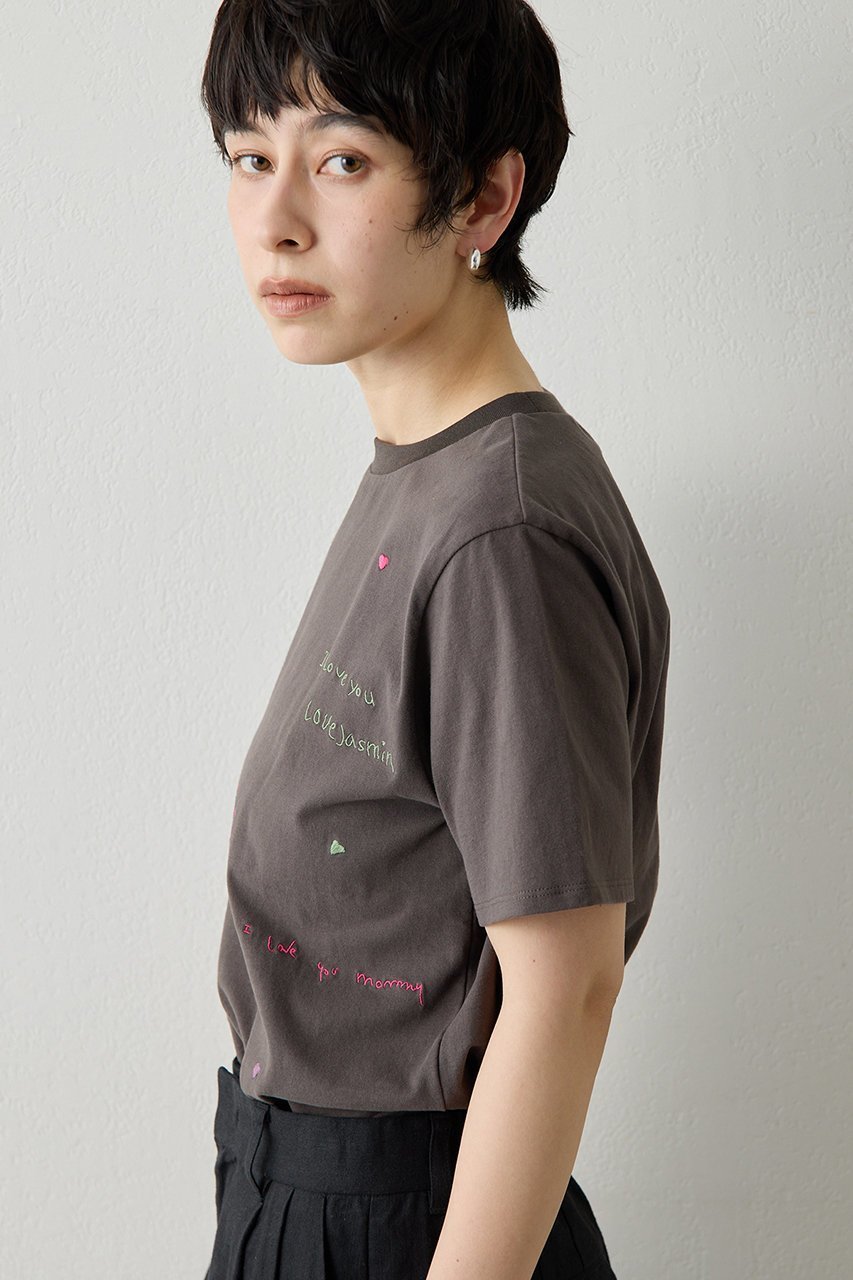 【ウィムガゼット/Whim Gazette】の【THE PAUSE】シシュウTシャツ 人気、トレンドファッション・服の通販 founy(ファニー) 　ファッション　Fashion　レディースファッション　Fashion for Women　トップス・カットソー　Cut & Sew Tops　シャツ・ブラウス・オフィスカジュアル　Elegant Blouses & Button-Ups　ロングTシャツ・Tシャツ　Longline T-Shirts & Tees　カットソー・ベーシックTシャツ　Cut-and-Sewn Tops / Stretch Tees & Basics　2026年　2026　インナー　Innerwear　カットソー　Cut and Sewn Top　カラフル　Colorful Design　コンパクト　Compact, Small Size　ショート　Short, Short Length　ジャケット　Jacket, Outerwear　スリーブ　Sleeve, Long Sleeve / Short Sleeve　半袖　Short Sleeve, Half Sleeve　夏　Summer　春　Spring　S/S・春夏　SS, Spring/Summer, Warm Season　other-3|ID: prp329100004866309 ipo3291000000036233241