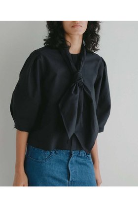 【ハー/HER.】のハンカチーフデザインブラウス 人気、トレンドファッション・服の通販 founy(ファニー) ファッション Fashion レディースファッション Fashion for Women トップス・カットソー Cut & Sew Tops シャツ・ブラウス・オフィスカジュアル Elegant Blouses & Button-Ups オックス Oxford Fabric スリーブ Sleeve, Long Sleeve / Short Sleeve フロント Front, Front Design ロング Long, Long-Length 新作・新入荷 New Arrivals / New In |ID:prp329100004866577