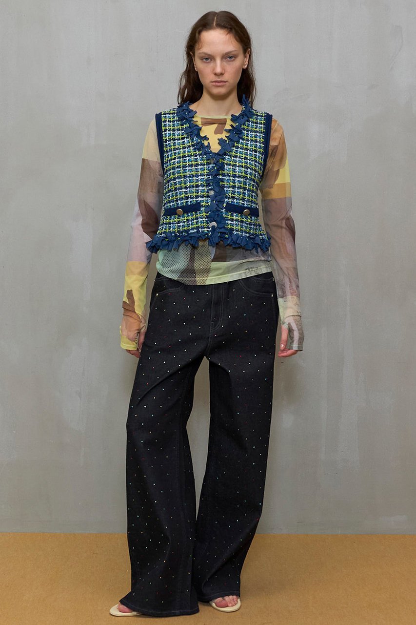 【メゾンスペシャル/MAISON SPECIAL】のTweed Knit Vest/ツイードニットベスト 人気、トレンドファッション・服の通販 founy(ファニー) 　ファッション　Fashion　レディースファッション　Fashion for Women　トップス・カットソー　Cut & Sew Tops　ニット　Knit Tops & Sweaters　ベスト&ジレ / 重ね着スタイル　Vests & Gilets　カジュアルプルオーバー・ニットトップス　Pullovers & Knit Tops / Casual Pullovers　クラシック　Classic, Timeless Style　ツイード　Twill, Twill Weave　フリル　Frill, Ruffle　フロント　Front, Front Design　ベスト　Vest, Waistcoat　other-8|ID: prp329100004872577 ipo3291000000037213312