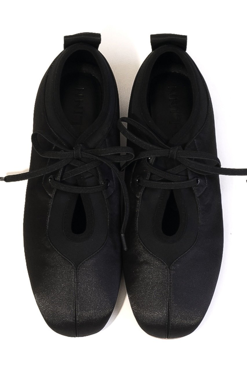 【ダニエラ アンド ジェマ/Daniella & GEMMA】のバレエスニーカー インテリア・キッズ・メンズ・レディースファッション・服の通販 founy(ファニー) 　ファッション　Fashion　レディースファッション　Fashion for Women　クッション　Cushion, Throw Pillow　サテン　Satin, Glossy Fabric　シューズ　Shoes, Footwear　スニーカー　Sneakers, Trainers　スーツ　Suit, Formalwear　バレエ　Ballet, Ballet Style　レース　Lace, Lace Fabric　夏　Summer　新作・新入荷　New Arrivals / New In　春　Spring　S/S・春夏　SS, Spring/Summer, Warm Season　ブラックサテン|ID: prp329100004872664 ipo3291000000036343086