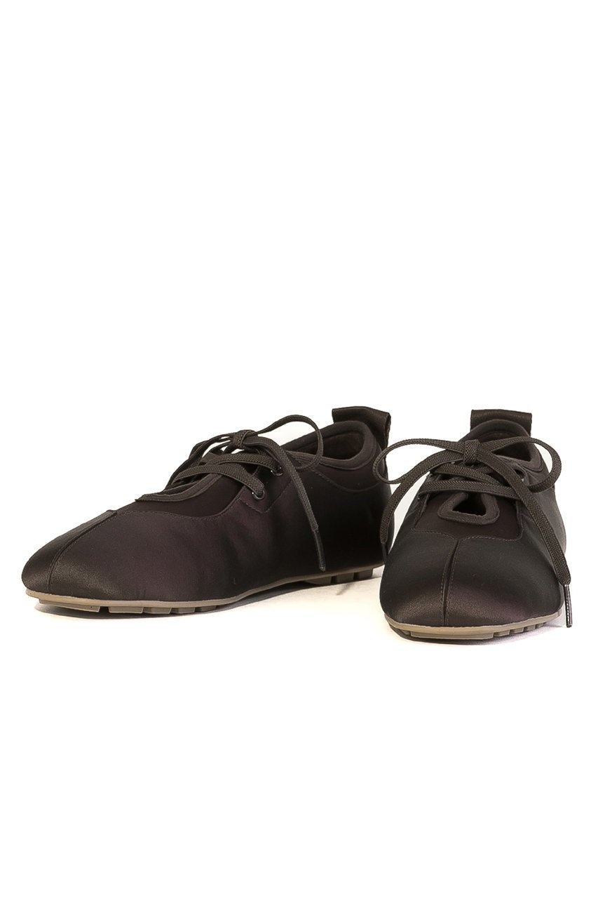 【ダニエラ アンド ジェマ/Daniella & GEMMA】のバレエスニーカー 人気、トレンドファッション・服の通販 founy(ファニー) 　ファッション　Fashion　レディースファッション　Fashion for Women　クッション　Cushion, Throw Pillow　サテン　Satin, Glossy Fabric　シューズ　Shoes, Footwear　スニーカー　Sneakers, Trainers　スーツ　Suit, Formalwear　バレエ　Ballet, Ballet Style　レース　Lace, Lace Fabric　夏　Summer　新作・新入荷　New Arrivals / New In　春　Spring　S/S・春夏　SS, Spring/Summer, Warm Season　other-4|ID: prp329100004872664 ipo3291000000036343090