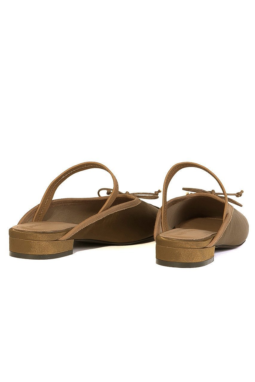 【ダニエラ アンド ジェマ/Daniella & GEMMA】のサテンバレエミュール 人気、トレンドファッション・服の通販 founy(ファニー) 　ファッション　Fashion　レディースファッション　Fashion for Women　クッション　Cushion, Throw Pillow　サテン　Satin, Glossy Fabric　サンダル　Sandals, Summer Shoes　シューズ　Shoes, Footwear　ソックス　Socks, Hosiery　バレエ　Ballet, Ballet Style　ミュール　Mule, Backless Shoes　エレガント 上品　Elegant　新作・新入荷　New Arrivals / New In　other-4|ID: prp329100004872665 ipo3291000000036343098