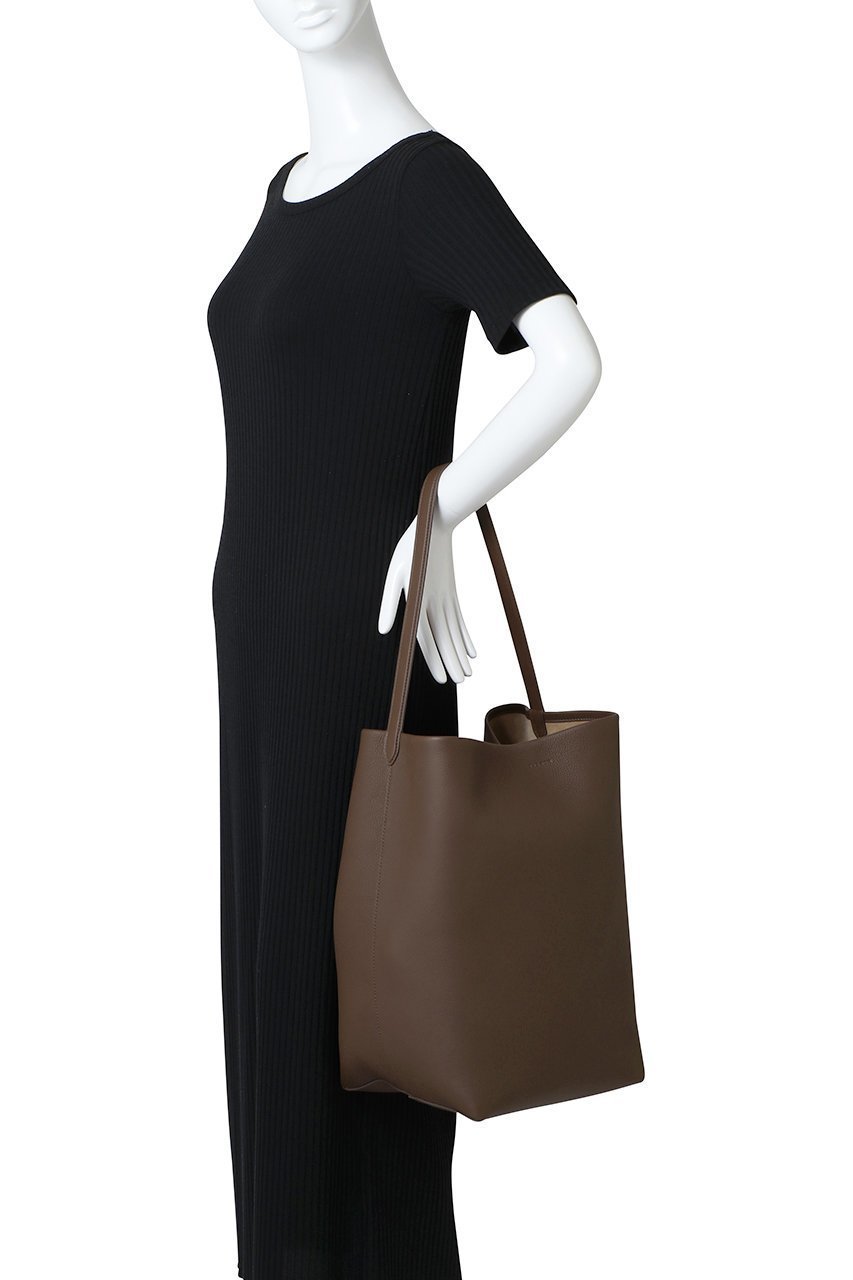 【ザ ロウ/THE ROW】のLARGE N/S PARK TOTE 人気、トレンドファッション・服の通販 founy(ファニー) ファッション Fashion レディースファッション Fashion for Women バッグ Bags ユニセックス Unisex, Genderless シンプル Simple, Minimal リュクス Luxury, Elegant, High-End, Chic 定番 Standard, Basic Item 雑誌 Magazine, Fashion Magazine other-2|ID: prp329100004872709 ipo3291000000036343446