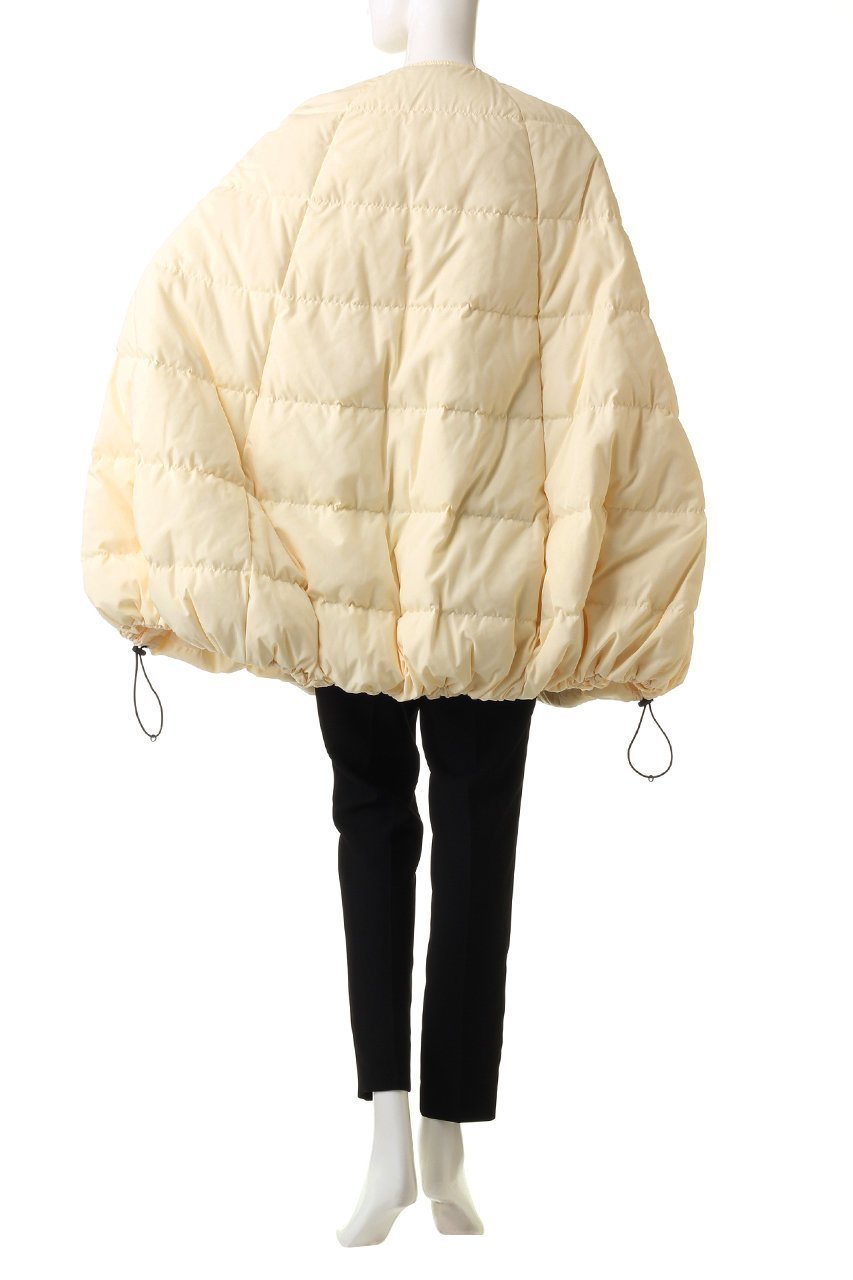 【ル フィル/LE PHIL】のパッフィーダウンケープ 人気、トレンドファッション・服の通販 founy(ファニー) 　ファッション　Fashion　レディースファッション　Fashion for Women　アウター　Coat / Outerwear Collection　コート・ロングコート・ピーコート　Long Coats, Peacoats & More　エレガント 上品　Elegant　クラシカル　Classical, Vintage-Inspired　ダウン　Down, Puffer　ドローコード　Drawcord, Drawstring Cord　フォルム　Silhouette, Form　other-4|ID: prp329100004872791 ipo3291000000036344307