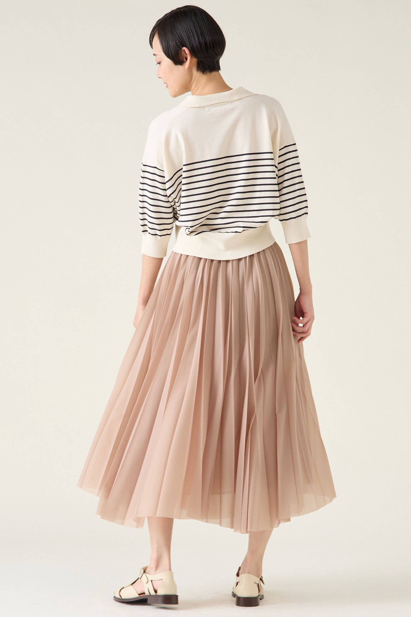 【マルティニーク/martinique】のESSENTIALスキッパープルオーバー 人気、トレンドファッション・服の通販 founy(ファニー) ファッション Fashion レディースファッション Fashion for Women トップス・カットソー Cut & Sew Tops ニット Knit Tops & Sweaters カジュアルプルオーバー・ニットトップス Pullovers & Knit Tops / Casual Pullovers おすすめ Recommended / Our Picks スキッパー Skipper, Open Collar 春 Spring other-4|ID: prp329100004872807 ipo3291000000036344534