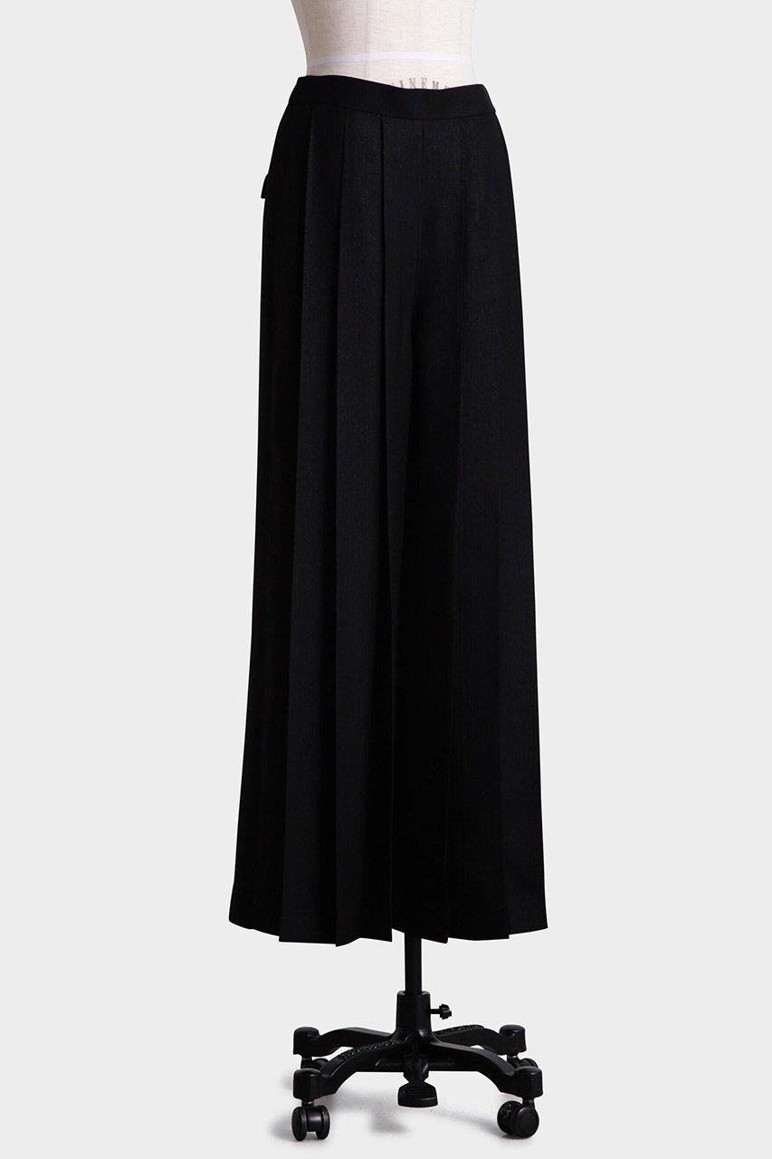 【ヒューエルミュージアム/hueLe Museum】の【STUMBLY】Tuck Pleated Wide Pants 大人の最旬トレンドファッション＆コーディネート founy(ファウニー) 　ファッション　Fashion　レディースファッション　Fashion for Women　パンツ　Pants & Trousers　ドレープ　Drape, Draping Fabric　フラップ　Flap, Flap Pocket　フランス　France, French　フロント　Front, Front Design　マニッシュ　Mannish, Boyish　ミリタリー　Military, Army Style　other-2|ID: prp329100004872818 ipo3291000000037213331