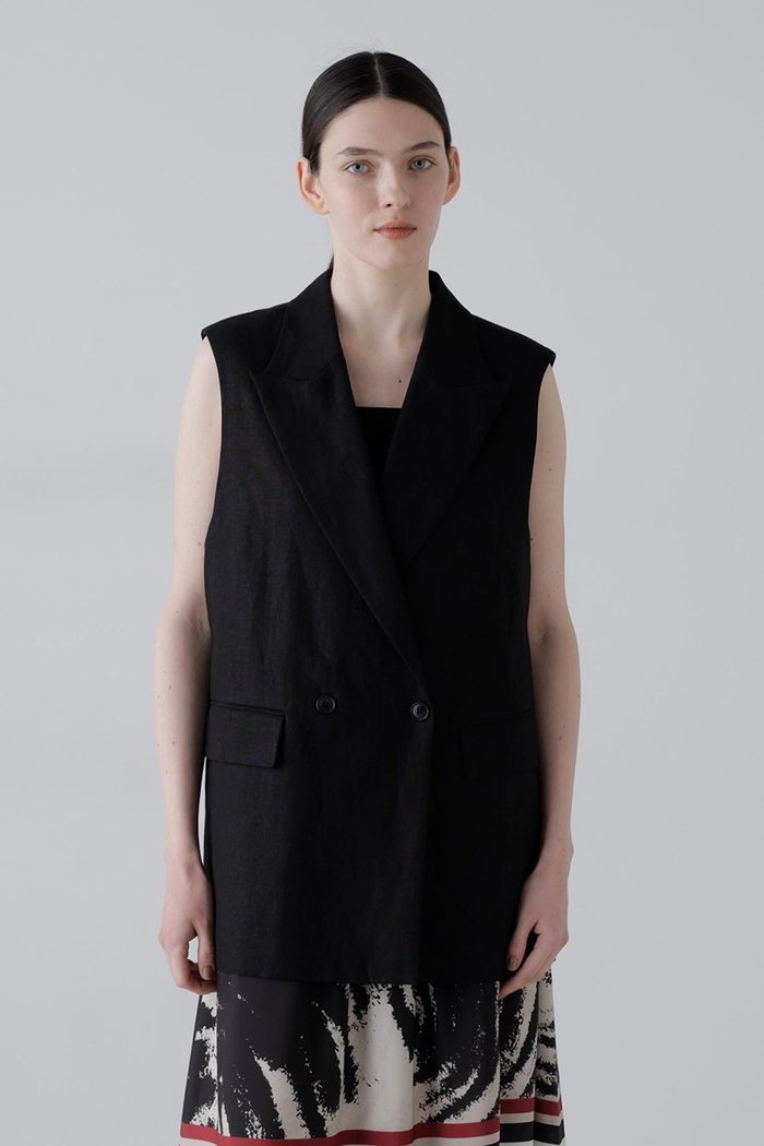 【アドーア/ADORE】のデラヴェライク麻ジレ インテリア・キッズ・メンズ・レディースファッション・服の通販 founy(ファニー) https://founy.com/ ファッション Fashion レディースファッション Fashion for Women アウター Coat / Outerwear Collection レディースジャケット・軽アウター Jackets ジャケット Jacket, Outerwear ダブル Double, Double-Breasted ボックス Boxy, Box Shape |ID: prp329100004872838 ipo3291000000036344840