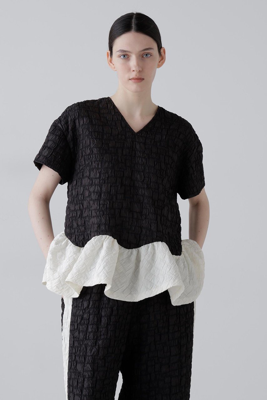 【アドーア/ADORE】のブロックジャガードブラウス インテリア・キッズ・メンズ・レディースファッション・服の通販 founy(ファウニー) 　ファッション　Fashion　レディースファッション　Fashion for Women　トップス・カットソー　Cut & Sew Tops　シャツ・ブラウス・オフィスカジュアル　Elegant Blouses & Button-Ups　コンパクト　Compact, Small Size　ショート　Short, Short Length　ジャカード／ジャガード　Jacquard, Woven Pattern　スリーブ　Sleeve, Long Sleeve / Short Sleeve　セットアップ　Set-Up, Coordinated Outfit　ブロック　Block, Solid Block Pattern　エレガント 上品　Elegant　ブラック|ID: prp329100004872887 ipo3291000000036940300