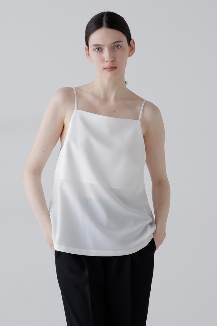 【アドーア/ADORE】のドライツイルブラウス インテリア・キッズ・メンズ・レディースファッション・服の通販 founy(ファニー) https://founy.com/ ファッション Fashion レディースファッション Fashion for Women トップス・カットソー Cut & Sew Tops キャミソール&ノースリーブ Camisoles & Sleeveless Tops シャツ・ブラウス・オフィスカジュアル Elegant Blouses & Button-Ups キャミソール Camisole, Spaghetti Strap Top ジャケット Jacket, Outerwear セットアップ Set-Up, Coordinated Outfit デコルテ Décolleté, Neckline ドレープ Drape, Draping Fabric ノースリーブ Sleeveless, No-Sleeve ラップ Wrap, Wrap Design エレガント 上品 Elegant |ID: prp329100004872888 ipo3291000000036345273