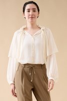 【マルティニーク/martinique】のケープブラウス(一部WEB限定カラー) 人気、トレンドファッション・服の通販 founy(ファニー) ファッション Fashion レディースファッション Fashion for Women トップス・カットソー Cut & Sew Tops シャツ・ブラウス・オフィスカジュアル Elegant Blouses & Button-Ups おすすめ Recommended / Our Picks シフォン Chiffon, Lightweight Fabric ジョーゼット Georgette, Semi-Sheer Fabric スリーブ Sleeve, Long Sleeve / Short Sleeve デニム Denim, Jeans Material トレンド Trend, Trending Now ロング Long, Long-Length |ID:prp329100004872937