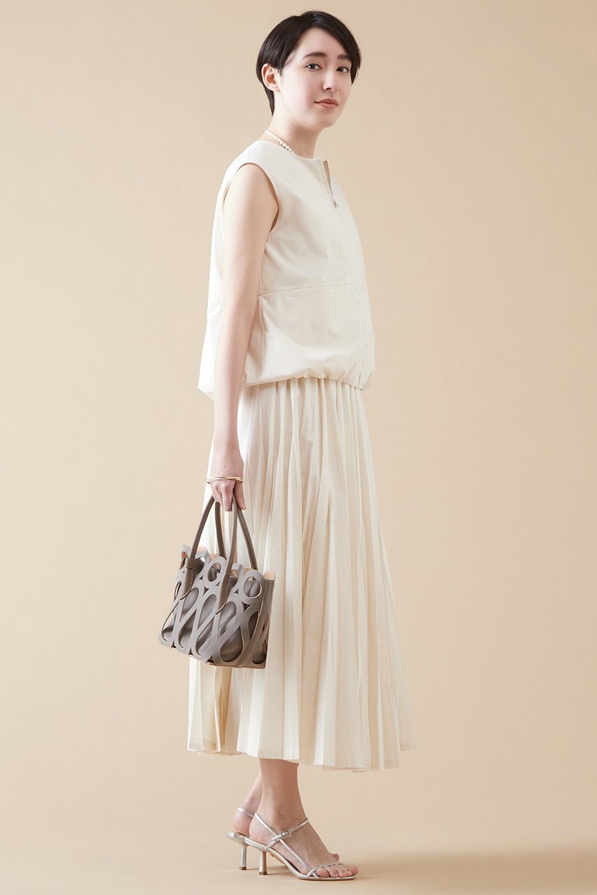 【マルティニーク/martinique】のジップアップベスト(セットアップ可) 人気、トレンドファッション・服の通販 founy(ファニー) 　ファッション　Fashion　レディースファッション　Fashion for Women　アウター　Coat / Outerwear Collection　レディースジャケット・軽アウター　Jackets　おすすめ　Recommended / Our Picks　ジャケット　Jacket, Outerwear　セットアップ　Set-Up, Coordinated Outfit　タイプライター　Typewriter Fabric, Crisp Cotton　タンク　Tank Top, Sleeveless Top　ノースリーブ　Sleeveless, No-Sleeve　バルーン　Balloon, Balloon Silhouette　ベスト　Vest, Waistcoat　夏　Summer　other-3|ID: prp329100004872946 ipo3291000000036345715