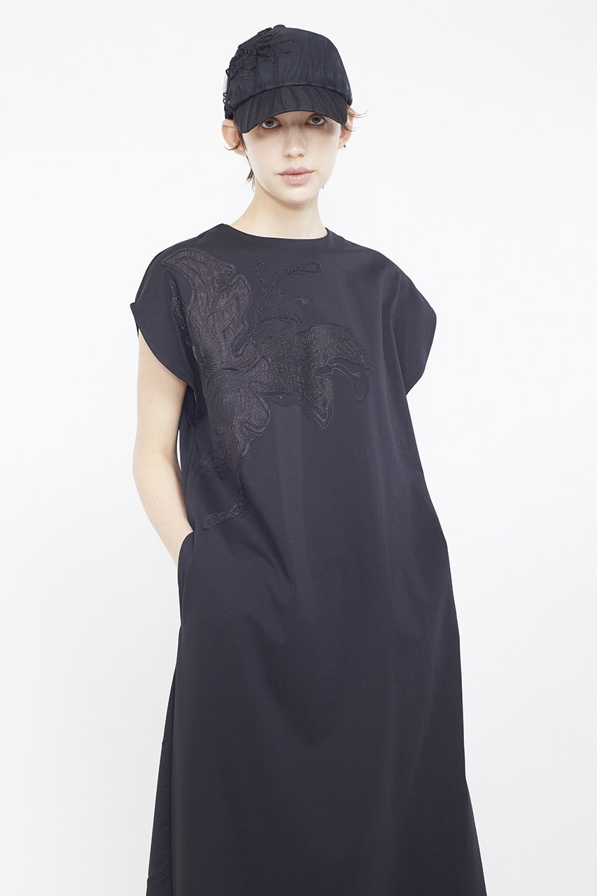 【ミューラル/MURRAL】のFlutter patchwork エンブロイダード ドレス 人気、トレンドファッション・服の通販 founy(ファニー) 　ファッション　Fashion　レディースファッション　Fashion for Women　ワンピース　Dresses　フォーマル・パーティードレス・結婚式用ドレス　Elegant & Casual Dresses　チュニック　Tunic Tops & Dresses　オーガンジー　Organza Fabric　シアー　Sheer, See-Through　チュニック　Tunic, Long Top　チュール　Tulip, Tulip Motif　ドレス　Dress, One-Piece　パッチワーク　Patchwork, Mixed Fabric　ロング　Long, Long-Length　エレガント 上品　Elegant　新作・新入荷　New Arrivals / New In　other-8|ID: prp329100004872999 ipo3291000000036346167