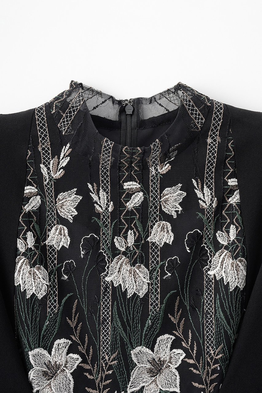 【ミューラル/MURRAL】のClassic lace ドレス 人気、トレンドファッション・服の通販 founy(ファニー) 　ファッション　Fashion　レディースファッション　Fashion for Women　ワンピース　Dresses　フォーマル・パーティードレス・結婚式用ドレス　Elegant & Casual Dresses　チュニック　Tunic Tops & Dresses　エレガント 上品　Elegant　カッティング　Cutting Detail　シェイプ　Shape, Slim Fit　ショルダー　Shoulder, Shoulder Strap　ジュエリー　Jewelry, Accessories　チュニック　Tunic, Long Top　ドレス　Dress, One-Piece　ドレープ　Drape, Draping Fabric　ポケット　Pocket, Pocket Detail　モチーフ　Motif, Design Theme　レース　Lace, Lace Fabric　ロング　Long, Long-Length　再入荷　Restock / Back in Stock　手描き　Hand-Drawn, Illustrated　other-3|ID: prp329100004873120 ipo3291000000036894524