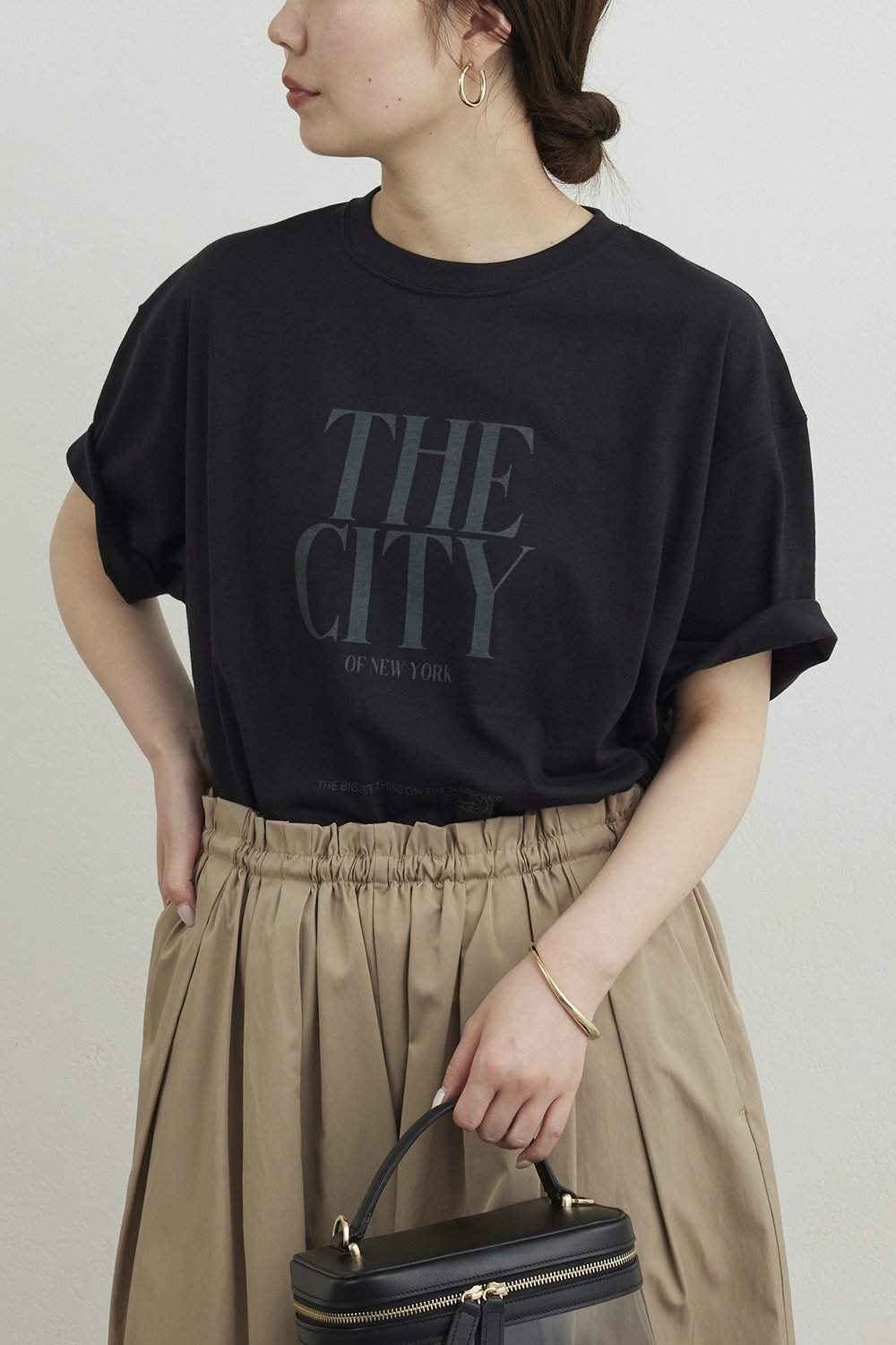 【ガリャルダガランテ/GALLARDAGALANTE】の【GOOD ROCK SPEED】別注 THE CITY ロゴTee インテリア・キッズ・メンズ・レディースファッション・服の通販 founy(ファニー) ファッション Fashion レディースファッション Fashion for Women トップス・カットソー Cut & Sew Tops シャツ・ブラウス・オフィスカジュアル Elegant Blouses & Button-Ups ロングTシャツ・Tシャツ Longline T-Shirts & Tees カットソー・ベーシックTシャツ Cut-and-Sewn Tops / Stretch Tees & Basics エレガント 上品 Elegant ショート Short, Short Length スタイリッシュ Stylish, Fashionable スリーブ Sleeve, Long Sleeve / Short Sleeve モダン Modern, Contemporary 別注 Limited Edition, Custom Order 新作・新入荷 New Arrivals / New In ブラック|ID: prp329100004873159 ipo3291000000036347517