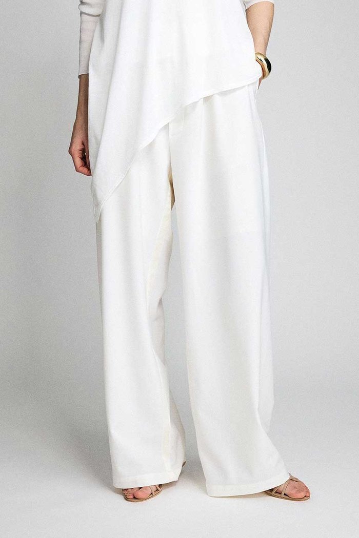 【ブリル/BRILL】のイージーパンツ インテリア・キッズ・メンズ・レディースファッション・服の通販 founy(ファニー) https://founy.com/ ファッション Fashion レディースファッション Fashion for Women パンツ Pants & Trousers ストリング String, Drawstring ストレッチ Stretch, Stretchy Fabric ストレート Straight, Straight Cut ツイル Twist, Twisted Detail 人気 Popular, Best Seller |ID: prp329100004873198 ipo3291000000036894654