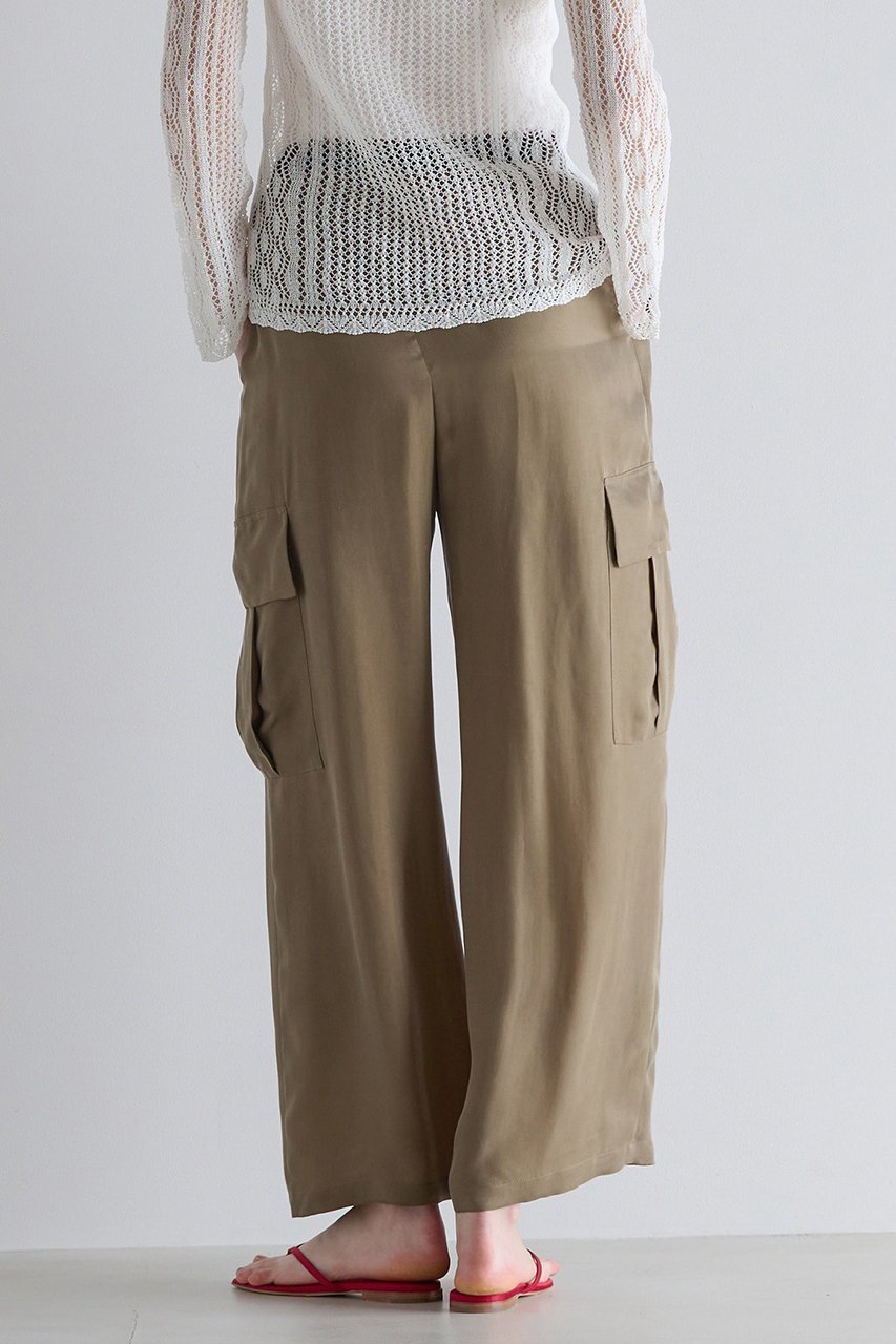 【マルティニーク/martinique】のシルキーキュプラカーゴパンツ(セットアップ可) 人気、トレンドファッション・服の通販 founy(ファニー) 　ファッション　Fashion　レディースファッション　Fashion for Women　セットアップ　Matching Sets　レディースパンツ・ボトムス　Pants & Trousers / Bottoms　パンツ　Pants & Trousers　おすすめ　Recommended / Our Picks　とろみ　Fluid, Flowy Fabric　カーゴパンツ　Cargo Pants, Utility Pants　キュプラ　Cupro, Eco Fabric　シルク　Silk, 100% Silk　セットアップ　Set-Up, Coordinated Outfit　エレガント 上品　Elegant　今季　This Season, Current Season　新作・新入荷　New Arrivals / New In　other-3|ID: prp329100004873336 ipo3291000000036348954