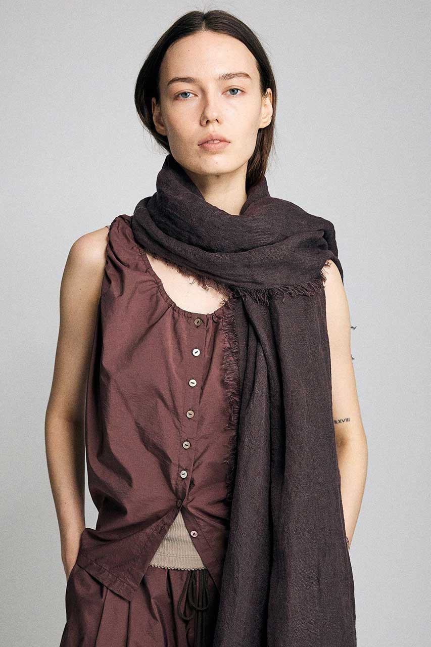 【ブリル/BRILL】のタフタギャザーノースリーブブラウス インテリア・キッズ・メンズ・レディースファッション・服の通販 founy(ファニー) ファッション Fashion レディースファッション Fashion for Women トップス・カットソー Cut & Sew Tops キャミソール&ノースリーブ Camisoles & Sleeveless Tops シャツ・ブラウス・オフィスカジュアル Elegant Blouses & Button-Ups ギャザー Gathered, Ruffled タフタ Taffeta, Structured Fabric タンク Tank Top, Sleeveless Top ノースリーブ Sleeveless, No-Sleeve フォルム Silhouette, Form エレガント 上品 Elegant 新作・新入荷 New Arrivals / New In ブラウン|ID: prp329100004873359 ipo3291000000036349180