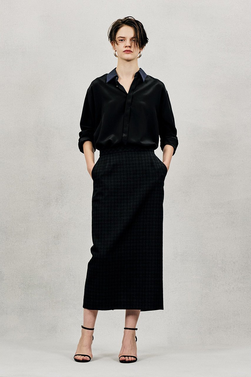【オブリオ/AUBRIOT】のシルクデシンクレリックシャツ インテリア・キッズ・メンズ・レディースファッション・服の通販 founy(ファウニー) 　ファッション　Fashion　レディースファッション　Fashion for Women　トップス・カットソー　Cut & Sew Tops　シャツ・ブラウス・オフィスカジュアル　Elegant Blouses & Button-Ups　とろみ　Fluid, Flowy Fabric　シルク　Silk, 100% Silk　スリーブ　Sleeve, Long Sleeve / Short Sleeve　フェミニン　Feminine, Girly　メンズ　Men's, Menswear　ロング　Long, Long-Length　エレガント 上品　Elegant　ブラック|ID: prp329100004873402 ipo3291000000036403892