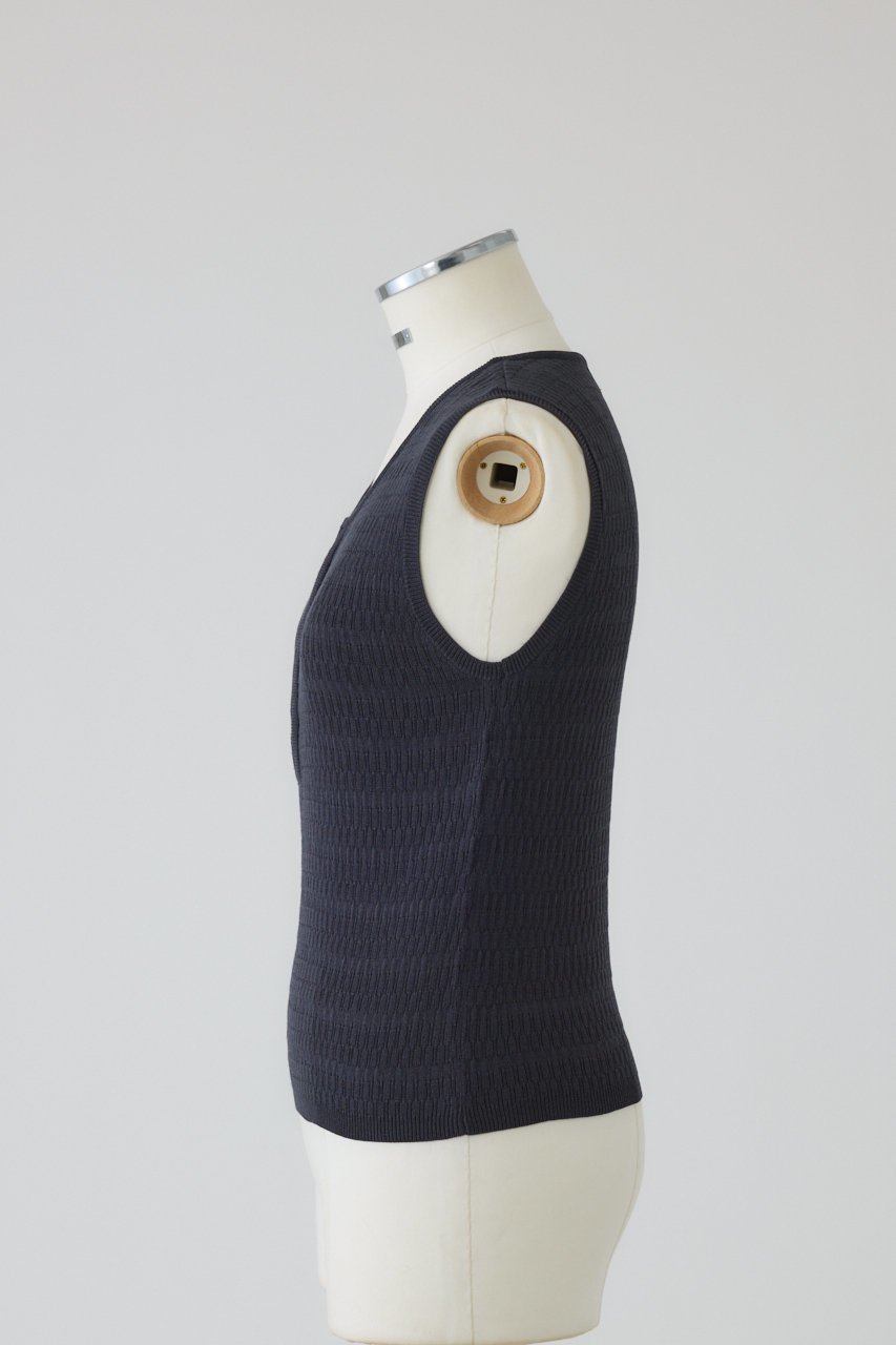 【リムアーク/RIM.ARK】のRound neck hook tank/タンクトップ 人気、トレンドファッション・服の通販 founy(ファニー) ファッション Fashion レディースファッション Fashion for Women トップス・カットソー Cut & Sew Tops キャミソール&ノースリーブ Camisoles & Sleeveless Tops シャツ・ブラウス・オフィスカジュアル Elegant Blouses & Button-Ups ロングTシャツ・Tシャツ Longline T-Shirts & Tees カットソー・ベーシックTシャツ Cut-and-Sewn Tops / Stretch Tees & Basics キャミソール Camisole, Spaghetti Strap Top サマー Summer, Summer Style シンプル Simple, Minimal タンク Tank Top, Sleeveless Top フロント Front, Front Design ベーシック Basic, Essential other-3|ID: prp329100004873450 ipo3291000000036349951