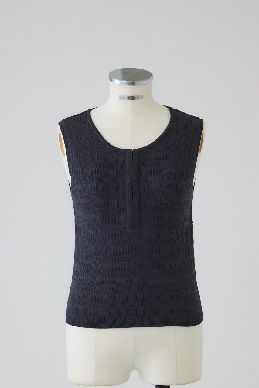 【リムアーク/RIM.ARK】のRound neck hook tank/タンクトップ インテリア・キッズ・メンズ・レディースファッション・服の通販 founy(ファニー) ファッション Fashion レディースファッション Fashion for Women トップス・カットソー Cut & Sew Tops キャミソール&ノースリーブ Camisoles & Sleeveless Tops シャツ・ブラウス・オフィスカジュアル Elegant Blouses & Button-Ups ロングTシャツ・Tシャツ Longline T-Shirts & Tees カットソー・ベーシックTシャツ Cut-and-Sewn Tops / Stretch Tees & Basics キャミソール Camisole, Spaghetti Strap Top サマー Summer, Summer Style シンプル Simple, Minimal タンク Tank Top, Sleeveless Top フロント Front, Front Design ベーシック Basic, Essential グレー|ID: prp329100004873451 ipo3291000000036349947