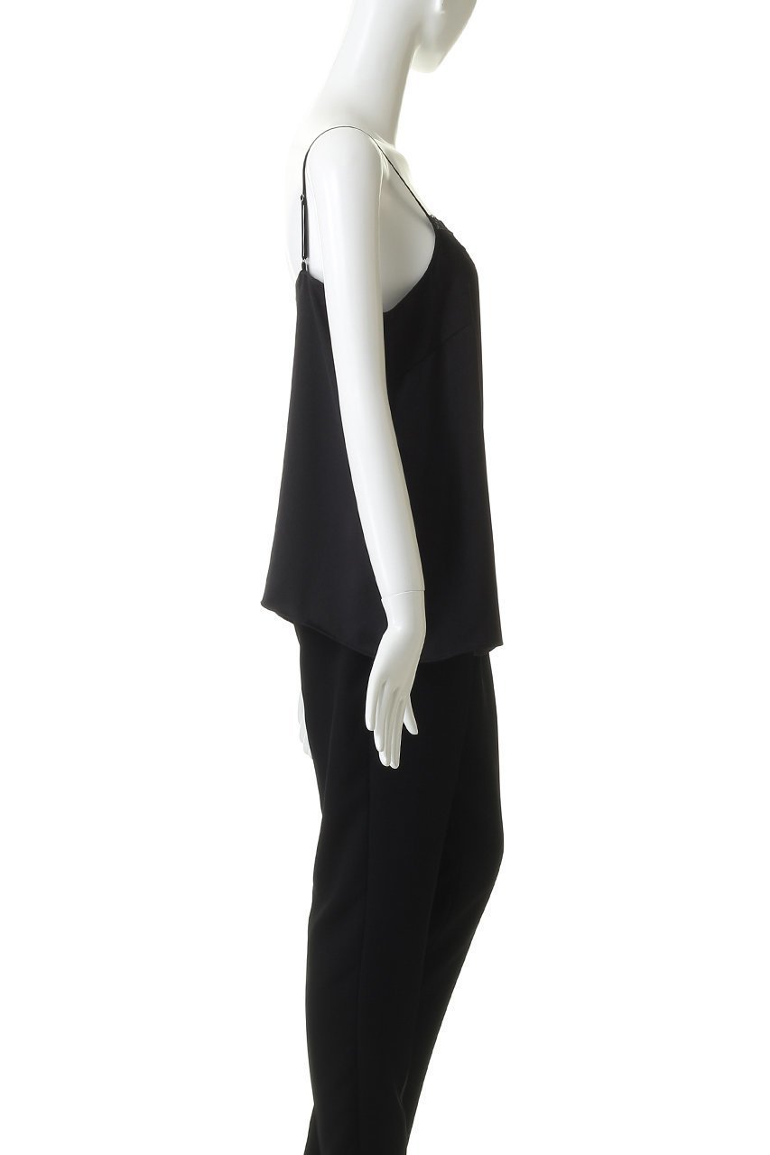 【ガリャルダガランテ/GALLARDAGALANTE】のサテンレースキャミ 人気、トレンドファッション・服の通販 founy(ファニー) 　ファッション　Fashion　レディースファッション　Fashion for Women　トップス・カットソー　Cut & Sew Tops　キャミソール&ノースリーブ　Camisoles & Sleeveless Tops　シャツ・ブラウス・オフィスカジュアル　Elegant Blouses & Button-Ups　ロングTシャツ・Tシャツ　Longline T-Shirts & Tees　カットソー・ベーシックTシャツ　Cut-and-Sewn Tops / Stretch Tees & Basics　インナー　Innerwear　カットソー　Cut and Sewn Top　キャミソール　Camisole, Spaghetti Strap Top　サテン　Satin, Glossy Fabric　タンク　Tank Top, Sleeveless Top　ラップ　Wrap, Wrap Design　リュクス　Luxury, Elegant, High-End, Chic　レース　Lace, Lace Fabric　新作・新入荷　New Arrivals / New In　other-3|ID: prp329100004873532 ipo3291000000036350598