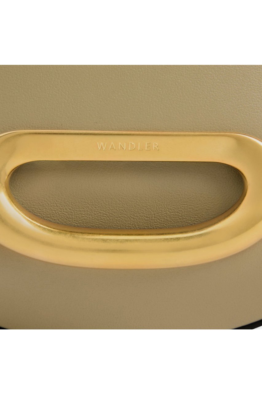 【ワンドラー/WANDLER】のVeneto Crossbody Small 大人の最旬トレンドファッション＆コーディネート founy(ファウニー) 　ファッション　Fashion　レディースファッション　Fashion for Women　バッグ　Bags　エレガント 上品　Elegant　コンパクト　Compact, Small Size　ショルダー　Shoulder, Shoulder Strap　フォルム　Silhouette, Form　ポシェット　Pochette, Mini Bag　ロング　Long, Long-Length　other-5|ID: prp329100004873592 ipo3291000000036881239