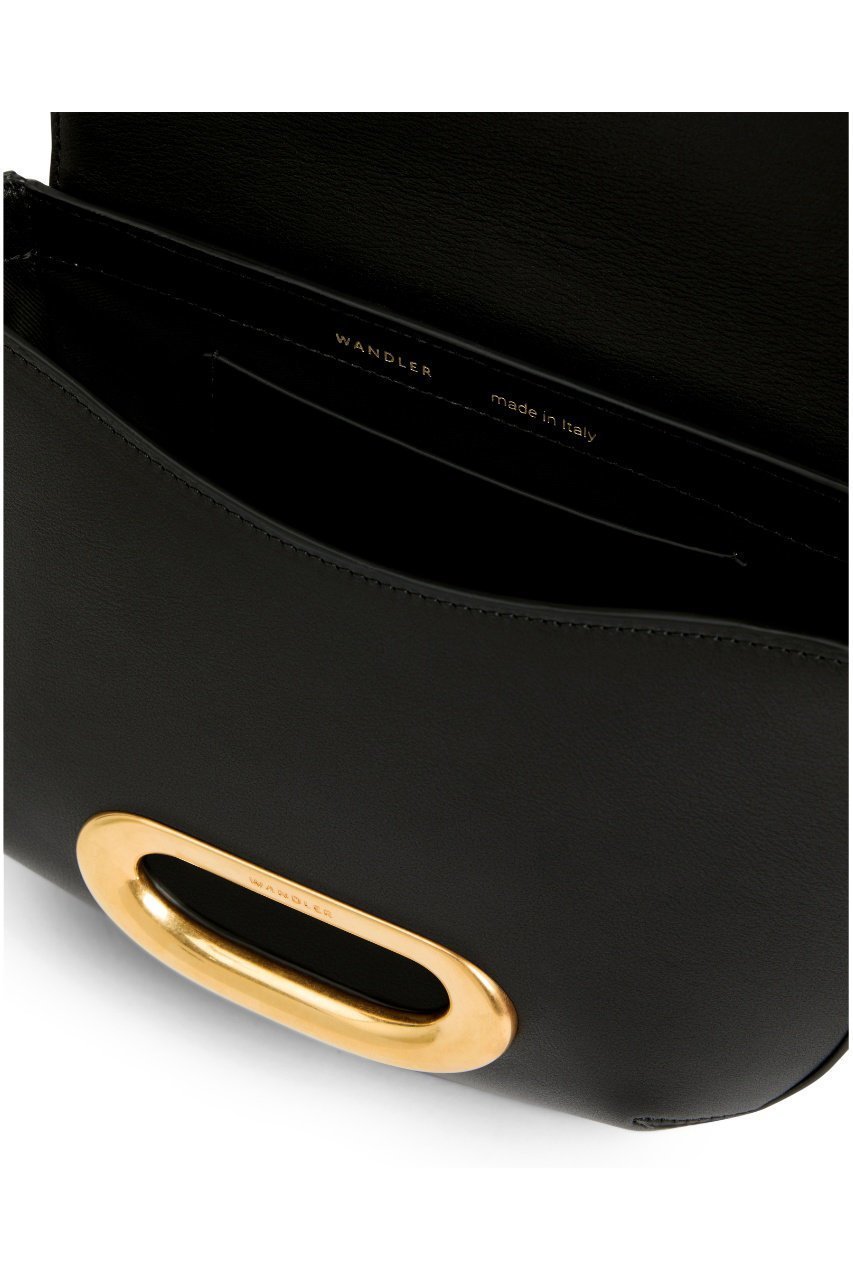 【ワンドラー/WANDLER】のVeneto Crossbody 大人の最旬トレンドファッション＆コーディネート founy(ファウニー) 　ファッション　Fashion　レディースファッション　Fashion for Women　バッグ　Bags　ショルダー　Shoulder, Shoulder Strap　フォルム　Silhouette, Form　ポシェット　Pochette, Mini Bag　ラップ　Wrap, Wrap Design　ロング　Long, Long-Length　エレガント 上品　Elegant　other-4|ID: prp329100004873595 ipo3291000000036959726