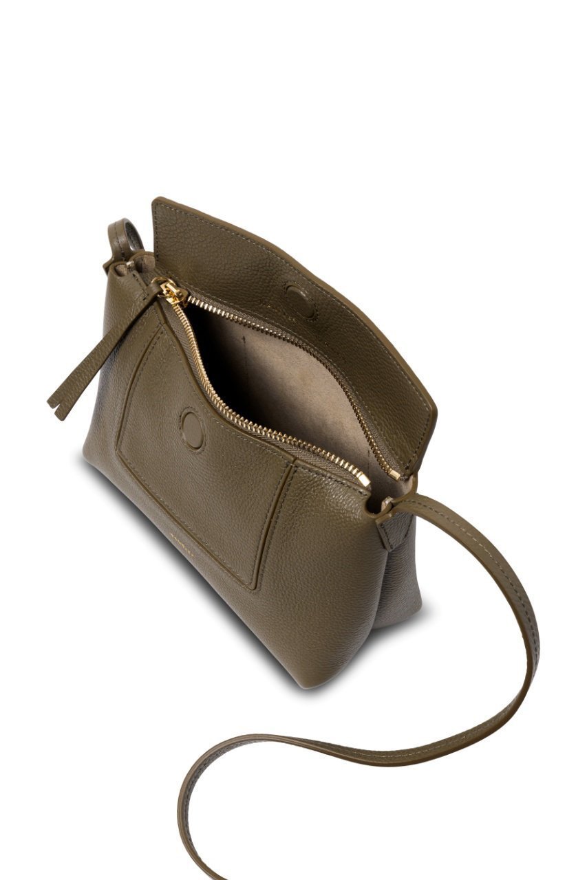 【ワンドラー/WANDLER】のPenelope Slouch Mini 大人の最旬トレンドファッション＆コーディネート founy(ファウニー) 　ファッション　Fashion　レディースファッション　Fashion for Women　バッグ　Bags　コンパクト　Compact, Small Size　ショルダー　Shoulder, Shoulder Strap　スマート　Smart, Elegant　スリム　Slim, Slim Fit　ポケット　Pocket, Pocket Detail　ポシェット　Pochette, Mini Bag　マグネット　Magnet, Magnetic Closure　ラップ　Wrap, Wrap Design　ロング　Long, Long-Length　other-5|ID: prp329100004873606 ipo3291000000036351181