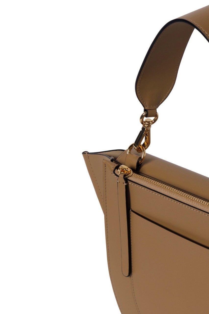 【ワンドラー/WANDLER】のHortensia Bag Medium 大人の最旬トレンドファッション＆コーディネート founy(ファウニー) 　ファッション　Fashion　レディースファッション　Fashion for Women　バッグ　Bags　フォルム　Silhouette, Form　ポケット　Pocket, Pocket Detail　マグネット　Magnet, Magnetic Closure　ラップ　Wrap, Wrap Design　other-4|ID: prp329100004873616 ipo3291000000037213429