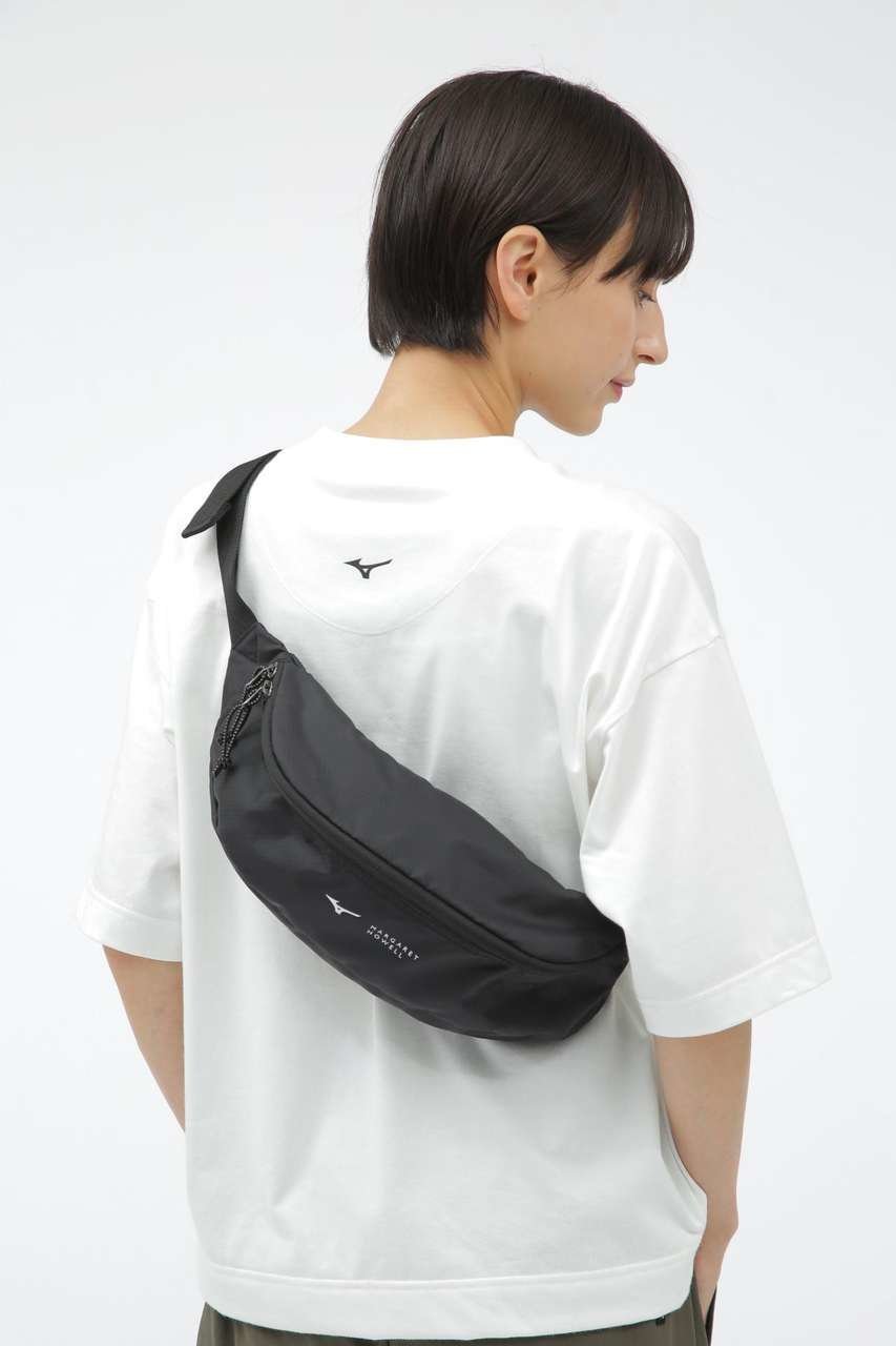【マーガレットハウエル/MARGARET HOWELL】のNYLON RIPSTOP 大人の最旬トレンドファッション＆コーディネート founy(ファウニー) 　ファッション　Fashion　レディースファッション　Fashion for Women　ワンピース　Dresses　ポーチ&ミニバッグ　Pouches & Mini Bags　バッグ　Bags　コレクション　Collection, Seasonal Line　ショルダー　Shoulder, Shoulder Strap　シンプル　Simple, Minimal　ポケット　Pocket, Pocket Detail　マーガレット　Marguerite, Daisy Pattern　軽量　Lightweight, Ultra Light　other-2|ID: prp329100004873635 ipo3291000000037213677