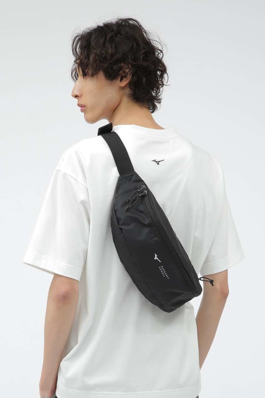 【マーガレットハウエル/MARGARET HOWELL】のNYLON RIPSTOP 大人の最旬トレンドファッション＆コーディネート founy(ファウニー) 　ファッション　Fashion　レディースファッション　Fashion for Women　ワンピース　Dresses　ポーチ&ミニバッグ　Pouches & Mini Bags　バッグ　Bags　コレクション　Collection, Seasonal Line　ショルダー　Shoulder, Shoulder Strap　シンプル　Simple, Minimal　ポケット　Pocket, Pocket Detail　マーガレット　Marguerite, Daisy Pattern　軽量　Lightweight, Ultra Light　other-4|ID: prp329100004873635 ipo3291000000037213679