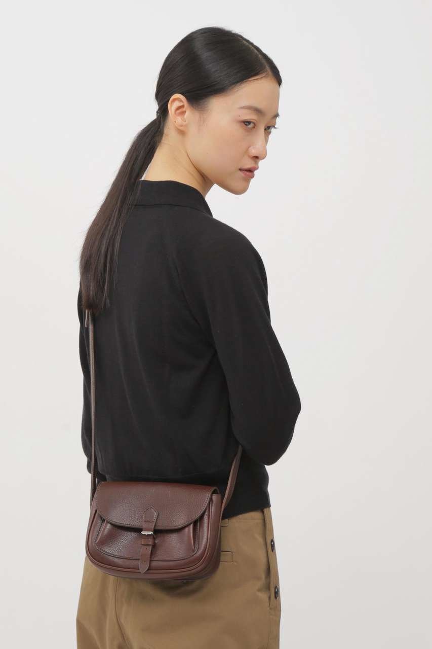 【マーガレットハウエル/MARGARET HOWELL】のSADDLE LEATHER BAG 大人の最旬トレンドファッション＆コーディネート founy(ファウニー) 　ファッション　Fashion　レディースファッション　Fashion for Women　バッグ　Bags　イタリア　Italy　クラシック　Classic, Timeless Style　ショルダー　Shoulder, Shoulder Strap　スマート　Smart, Elegant　バランス　Balance, Style Balance　フォルム　Silhouette, Form　財布　Wallet, Purse　other-2|ID: prp329100004873636 ipo3291000000036895326