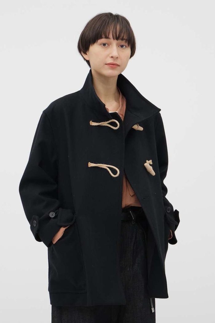 【マーガレットハウエル/MARGARET HOWELL】のLIGHT FLANNEL WOOL COAT インテリア・キッズ・メンズ・レディースファッション・服の通販 founy(ファニー) https://founy.com/ ファッション Fashion レディースファッション Fashion for Women アウター Coat / Outerwear Collection コート・ロングコート・ピーコート Long Coats, Peacoats & More ショート Short, Short Length ダッフルコート Duffle Coat, Toggle Coat ミドル Middle Length, Mid Height ミリタリー Military, Army Style 新作・新入荷 New Arrivals / New In |ID: prp329100004873679 ipo3291000000036351777