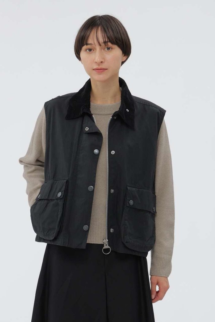 【マーガレットハウエル/MARGARET HOWELL】のDRY WAX COTTON BLOUSON インテリア・キッズ・メンズ・レディースファッション・服の通販 founy(ファニー) https://founy.com/ ファッション Fashion レディースファッション Fashion for Women アウター Coat / Outerwear Collection レディースジャケット・軽アウター Jackets ブルゾンジャケット・スポーティアウター Blouson Jackets アウトドア Outdoor Clothing コーデュロイ Corduroy, Cord Fabric ジャケット Jacket, Outerwear フラップ Flap, Flap Pocket ベスト Vest, Waistcoat ポケット Pocket, Pocket Detail 新作・新入荷 New Arrivals / New In |ID: prp329100004873689 ipo3291000000036351865