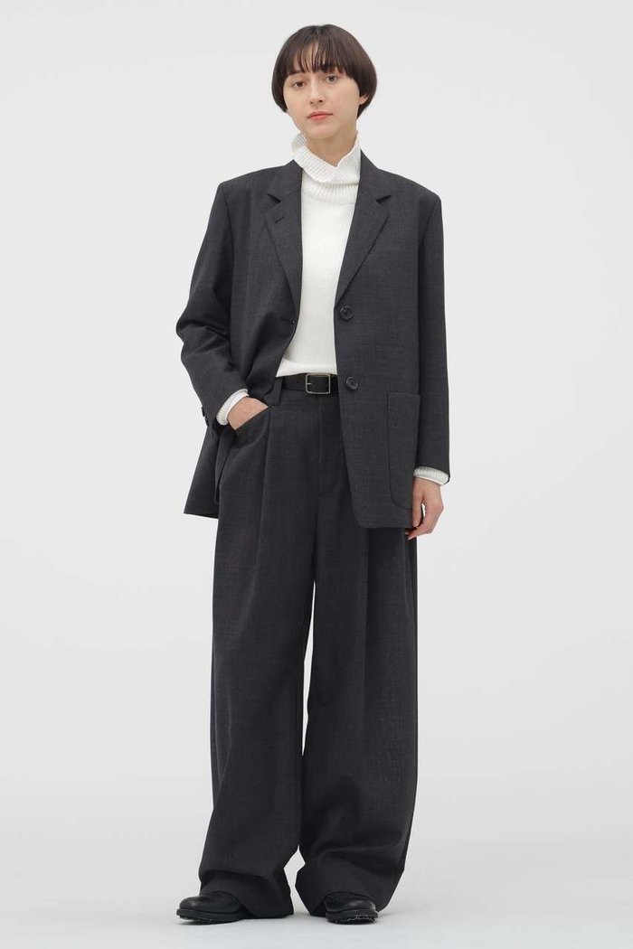 【マーガレットハウエル/MARGARET HOWELL】のCRISP WOOL PLAINWEAVE TROUSERS インテリア・キッズ・メンズ・レディースファッション・服の通販 founy(ファニー) https://founy.com/ ファッション Fashion レディースファッション Fashion for Women パンツ Pants & Trousers おすすめ Recommended / Our Picks ジャケット Jacket, Outerwear セットアップ Set-Up, Coordinated Outfit フォルム Silhouette, Form フロント Front, Front Design |ID: prp329100004873906 ipo3291000000036895539