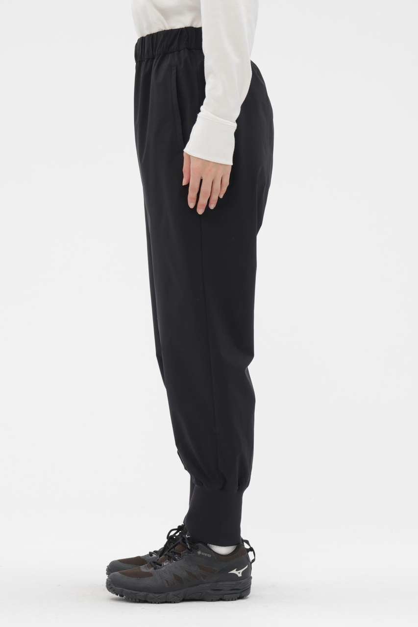 【マーガレットハウエル/MARGARET HOWELL】のSTRETCH POLYESTER TROUSERS 大人の最旬トレンドファッション＆コーディネート founy(ファウニー) 　ファッション　Fashion　レディースファッション　Fashion for Women　パンツ　Pants & Trousers　コレクション　Collection, Seasonal Line　ストレッチ　Stretch, Stretchy Fabric　プリント　Print, Printed Pattern　マーガレット　Marguerite, Daisy Pattern　軽量　Lightweight, Ultra Light　other-4|ID: prp329100004873939 ipo3291000000036873785