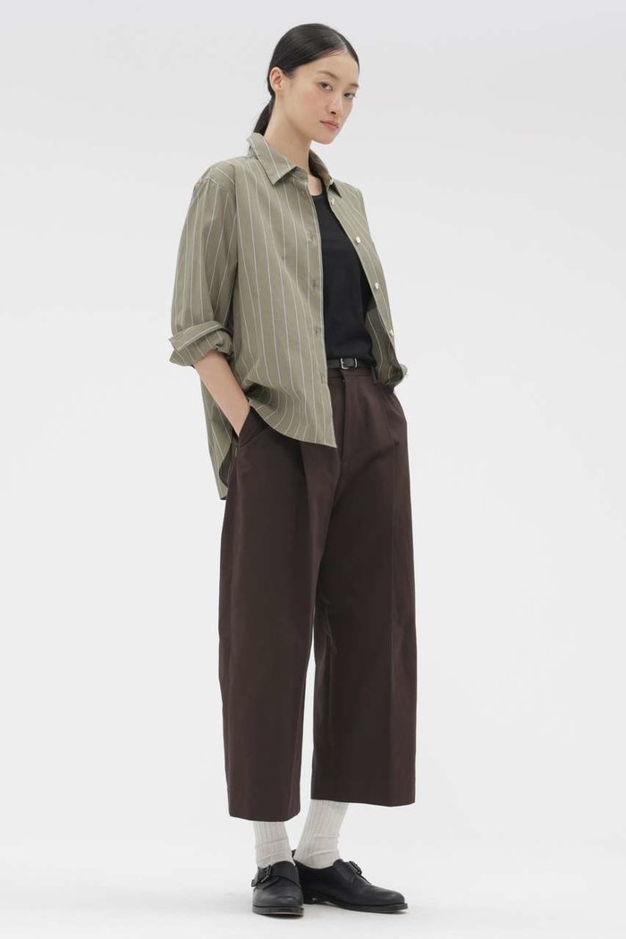 【マーガレットハウエル/MARGARET HOWELL】のCOTTON TWILL TROUSERS インテリア・キッズ・メンズ・レディースファッション・服の通販 founy(ファニー) https://founy.com/ ファッション Fashion レディースファッション Fashion for Women パンツ Pants & Trousers ツイル Twist, Twisted Detail バランス Balance, Style Balance フォルム Silhouette, Form プリーツ Pleats, Pleated 新作・新入荷 New Arrivals / New In |ID: prp329100004873959 ipo3291000000036354033