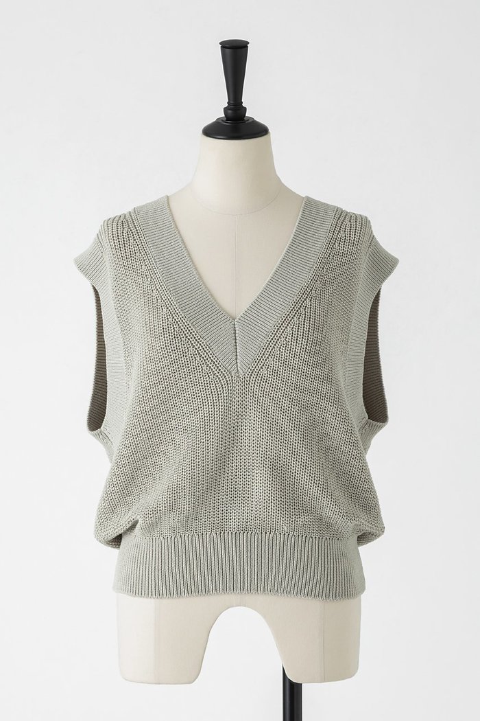 【オーヴィル/EAUVIRE】のコットンリネンVネックベスト インテリア・キッズ・メンズ・レディースファッション・服の通販 founy(ファニー) https://founy.com/ ファッション Fashion レディースファッション Fashion for Women トップス・カットソー Cut & Sew Tops ニット Knit Tops & Sweaters ベスト&ジレ / 重ね着スタイル Vests & Gilets カジュアルプルオーバー・ニットトップス Pullovers & Knit Tops / Casual Pullovers Vネックトップス V-Neck Tops / V-Cut Neckline Shirts ベスト Vest, Waistcoat リネン Linen, Linen Fabric 夏 Summer 新作・新入荷 New Arrivals / New In 日本製 Made In Japan 春 Spring 畦 Ribbed Knit |ID: prp329100004874019 ipo3291000000036354527