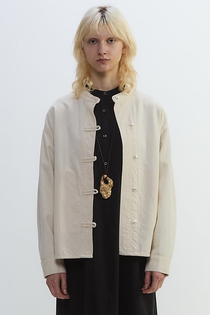 【プレインピープル/PLAIN PEOPLE】のデニムバンドカラーブルゾン インテリア・キッズ・メンズ・レディースファッション・服の通販 founy(ファニー) https://founy.com/ ファッション Fashion レディースファッション Fashion for Women アウター Coat / Outerwear Collection レディースジャケット・軽アウター Jackets ブルゾンジャケット・スポーティアウター Blouson Jackets インディゴ Indigo Denim ジャケット Jacket, Outerwear デニム Denim, Jeans Material ブルゾン Blouson, Bomber Jacket 別注 Limited Edition, Custom Order |ID: prp329100004874247 ipo3291000000036356292