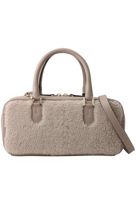 【ロリステッラ/LORISTELLA】のFLAVIA ムートンスクエアミニボストン 人気、トレンドファッション・服の通販 founy(ファニー) ファッション Fashion レディースファッション Fashion for Women バッグ Bags おすすめ Recommended / Our Picks イタリア Italy オケージョン Occasion Wear スクエア Square, Square Shape スタイリッシュ Stylish, Fashionable パーティ Party, Party Style フォルム Silhouette, Form ボストン Boston ボストンバッグ Boston Bag, Retro Bag ムートン Shearling, Mouton A/W・秋冬 Autumn/Winter |ID:prp329100004874297