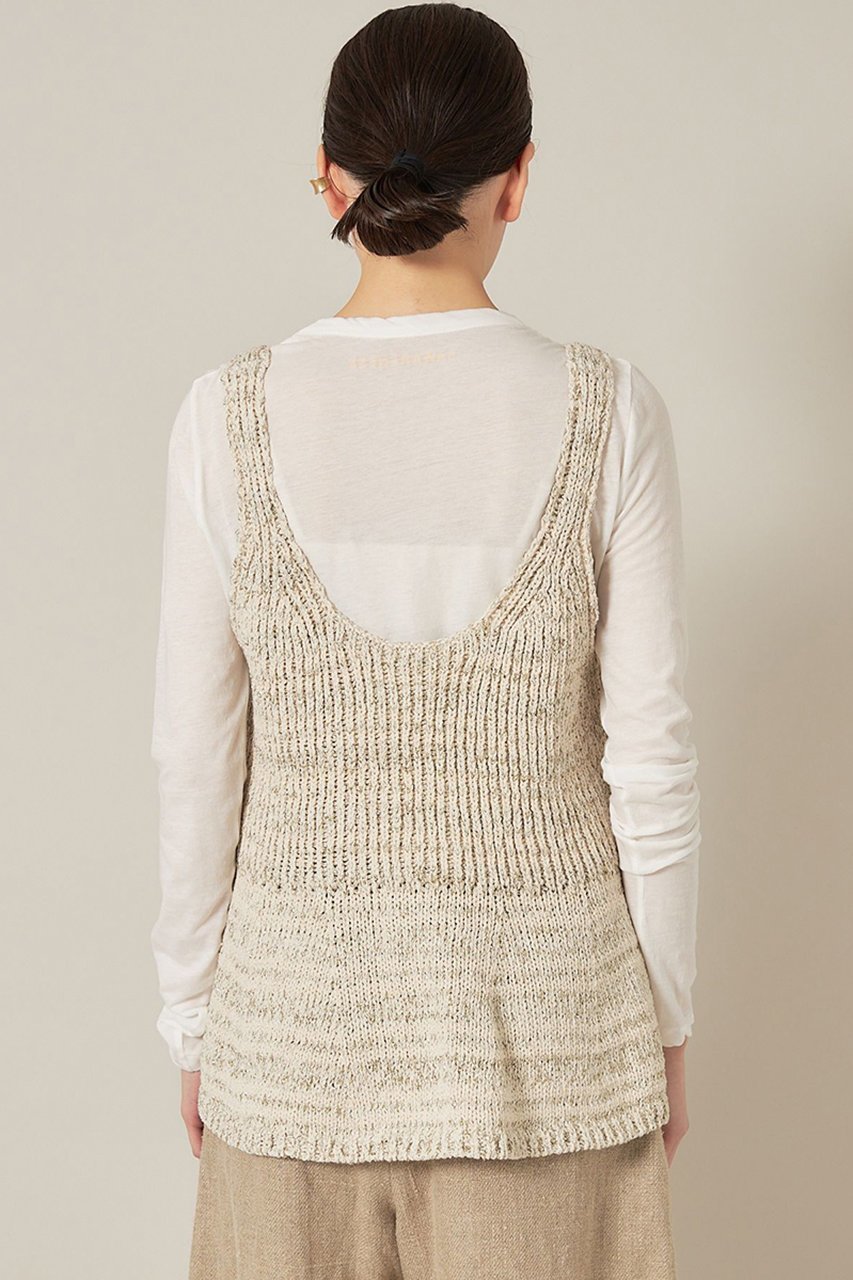 【カレンソロジー/Curensology】のリネンラメニットキャミ 人気、トレンドファッション・服の通販 founy(ファニー) 　ファッション　Fashion　レディースファッション　Fashion for Women　トップス・カットソー　Cut & Sew Tops　ニット　Knit Tops & Sweaters　キャミソール&ノースリーブ　Camisoles & Sleeveless Tops　シャツ・ブラウス・オフィスカジュアル　Elegant Blouses & Button-Ups　ロングTシャツ・Tシャツ　Longline T-Shirts & Tees　カットソー・ベーシックTシャツ　Cut-and-Sewn Tops / Stretch Tees & Basics　カットソー　Cut and Sewn Top　キャミソール　Camisole, Spaghetti Strap Top　タンク　Tank Top, Sleeveless Top　デコルテ　Décolleté, Neckline　フレア　Flare, Flared　リネン　Linen, Linen Fabric　エレガント 上品　Elegant　other-8|ID: prp329100004874663 ipo3291000000036359520