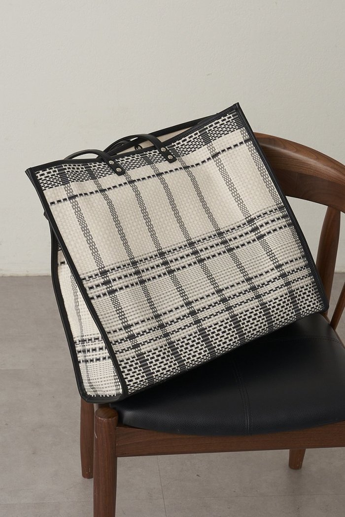 【ガリャルダガランテ/GALLARDAGALANTE】の【2.718】トリミングトート L インテリア・キッズ・メンズ・レディースファッション・服の通販 founy(ファニー) https://founy.com/ ファッション Fashion レディースファッション Fashion for Women バッグ Bags ポケット Pocket, Pocket Detail |ID: prp329100004875006 ipo3291000000036362179