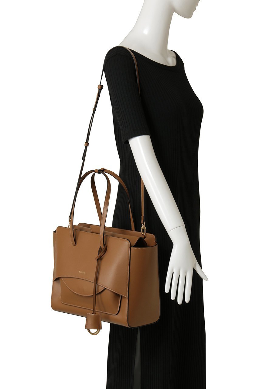 【その他のブランド/Other】のFLAP L トートバッグ 人気、トレンドファッション・服の通販 founy(ファニー) 　ファッション　Fashion　レディースファッション　Fashion for Women　バッグ　Bags　イタリア　Italy　スクエア　Square, Square Shape　スタイリッシュ　Stylish, Fashionable　フォルム　Silhouette, Form　ポーチ　Pouch, Small Case　other-2|ID: prp329100004875161 ipo3291000000036363087