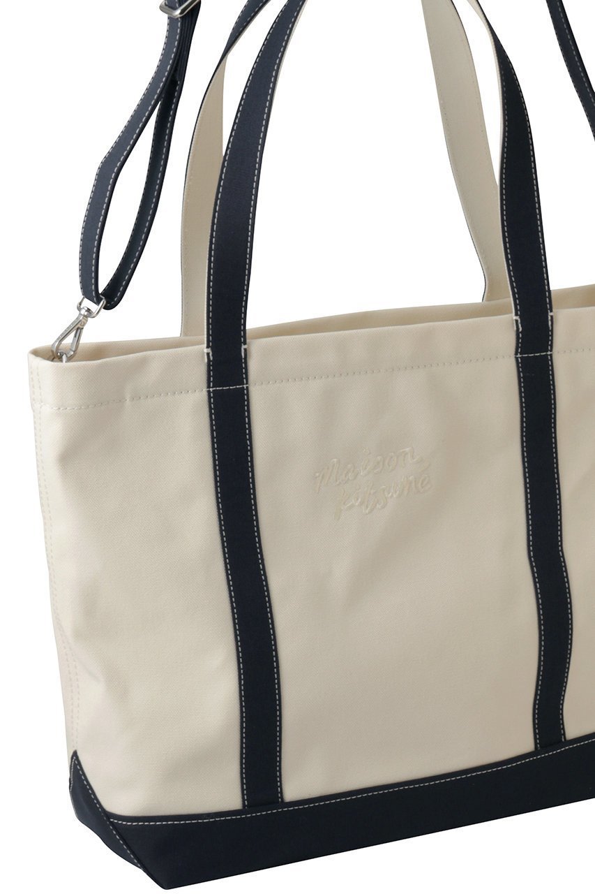 【メゾン キツネ/MAISON KITSUNE】の【UNISEX】MAISON KITSUNE HANDWRITING LARGE トートバッグ 人気、トレンドファッション・服の通販 founy(ファニー) 　ファッション　Fashion　レディースファッション　Fashion for Women　バッグ　Bags　ユニセックス　Unisex, Genderless　ショルダー　Shoulder, Shoulder Strap　ハンド　Hand, Handmade　ポケット　Pocket, Pocket Detail　旅行　Travel　other-4|ID: prp329100004875192 ipo3291000000036363310