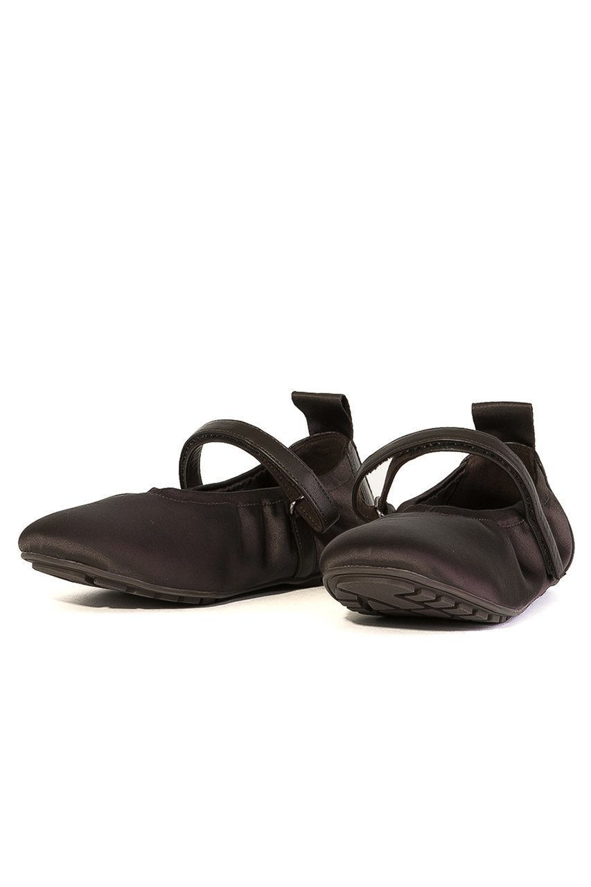 【ダニエラ アンド ジェマ/Daniella & GEMMA】のベルクロスニーカーバレエシューズ 人気、トレンドファッション・服の通販 founy(ファニー) 　ファッション　Fashion　レディースファッション　Fashion for Women　インソール　Shoe Insole　クッション　Cushion, Throw Pillow　サテン　Satin, Glossy Fabric　シューズ　Shoes, Footwear　ソックス　Socks, Hosiery　バレエ　Ballet, Ballet Style　フィット　Fit, Slim Fit　フラット　Flat, Flat Shoes　エレガント 上品　Elegant　夏　Summer　新作・新入荷　New Arrivals / New In　春　Spring　S/S・春夏　SS, Spring/Summer, Warm Season　A/W・秋冬　Autumn/Winter　other-3|ID: prp329100004875228 ipo3291000000036363550