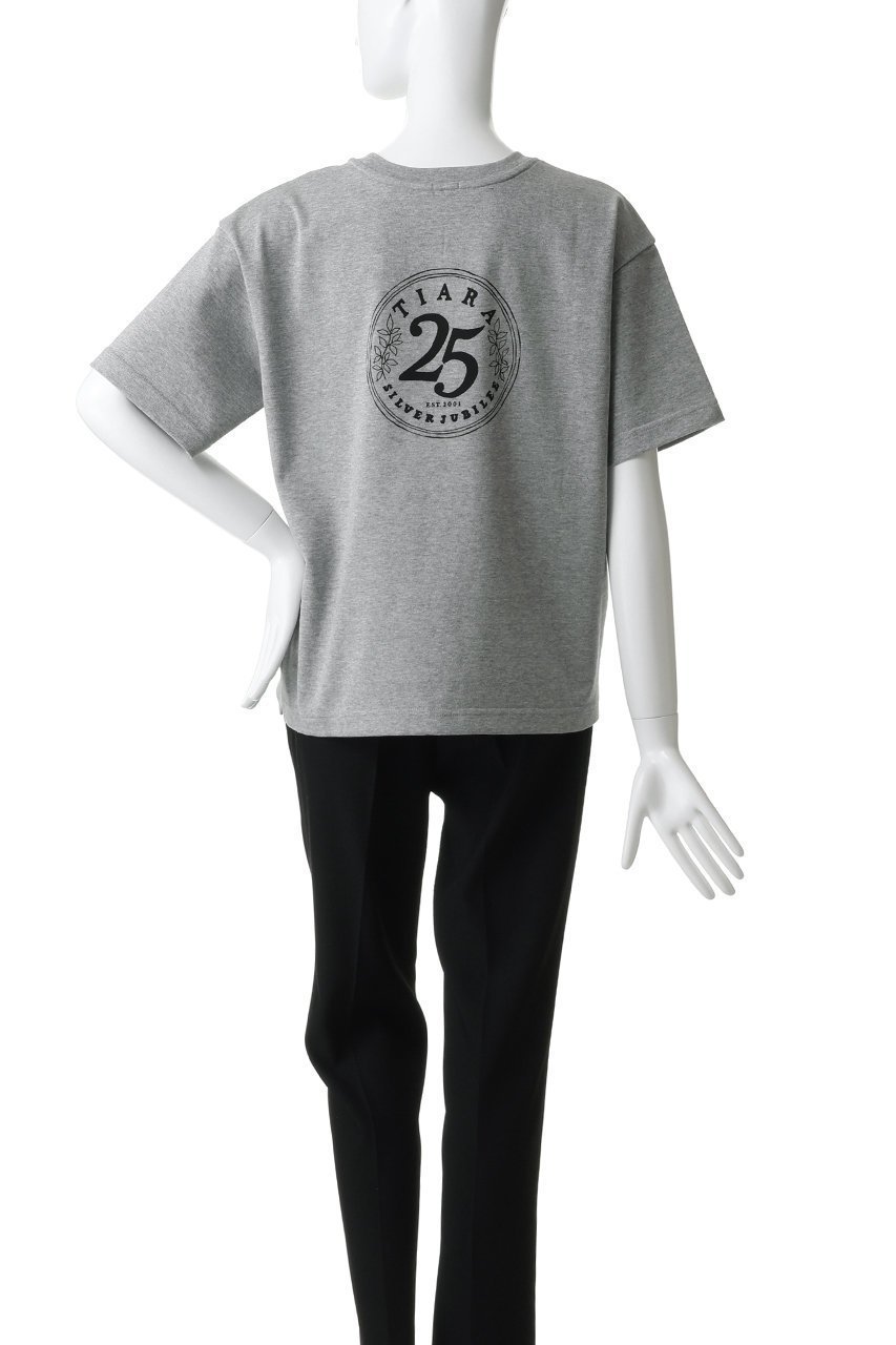 【ティアラ/Tiara】のSHOGO SEKINE 25周年ロゴTシャツ 人気、トレンドファッション・服の通販 founy(ファニー) 　ファッション　Fashion　レディースファッション　Fashion for Women　トップス・カットソー　Cut & Sew Tops　シャツ・ブラウス・オフィスカジュアル　Elegant Blouses & Button-Ups　ロングTシャツ・Tシャツ　Longline T-Shirts & Tees　カットソー・ベーシックTシャツ　Cut-and-Sewn Tops / Stretch Tees & Basics　ショート　Short, Short Length　スリーブ　Sleeve, Long Sleeve / Short Sleeve　プリント　Print, Printed Pattern　モチーフ　Motif, Design Theme　モノトーン　Monotone, Black and White　ラウンド　Round, Round Neck　エレガント 上品　Elegant　人気　Popular, Best Seller　新作・新入荷　New Arrivals / New In　other-4|ID: prp329100004875264 ipo3291000000036363827