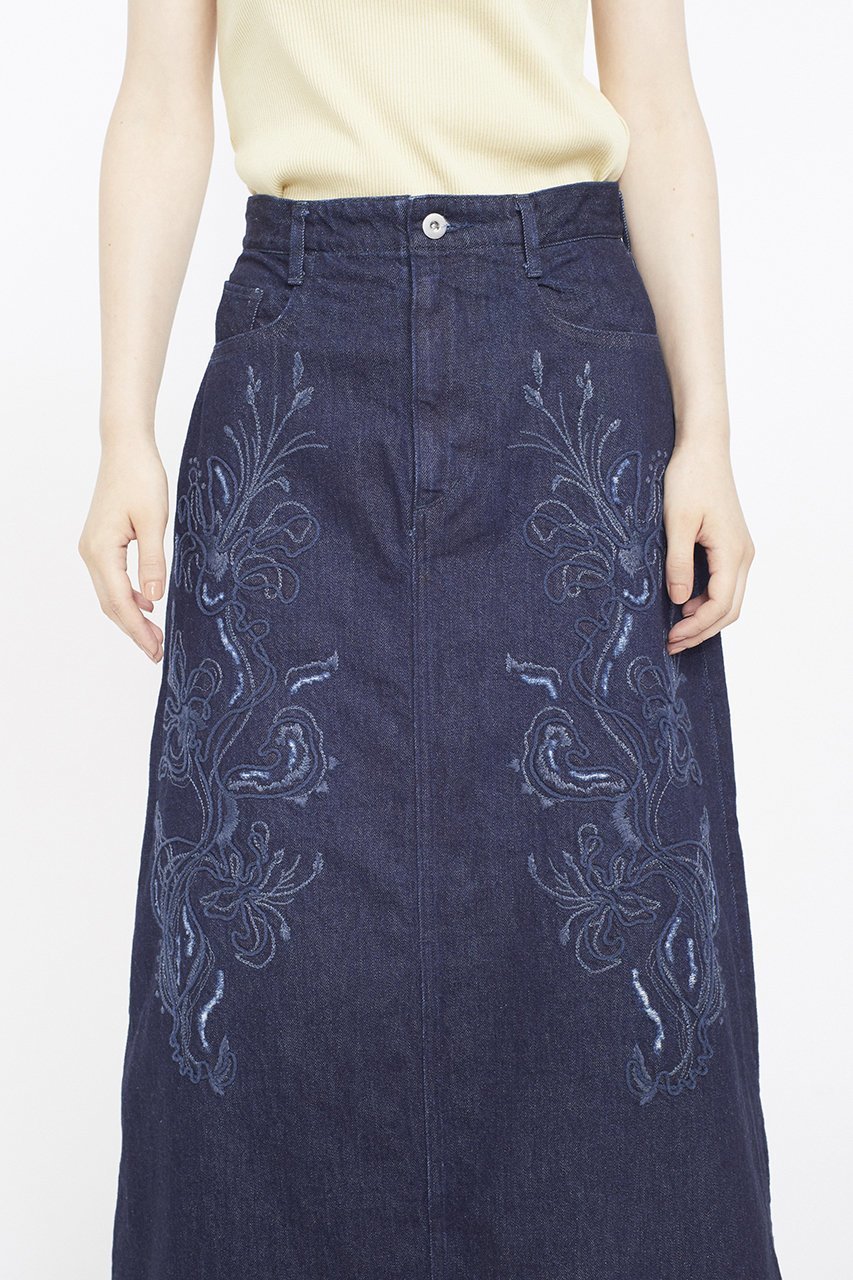 【ミューラル/MURRAL】のNerine エンブロイダード デニム スカート 人気、トレンドファッション・服の通販 founy(ファニー) 　ファッション　Fashion　レディースファッション　Fashion for Women　スカート　Skirts　ロングスカート　Long Skirts / Maxi & Midi Skirts　クラッシュ　Distressed, Crashed Style　シンプル　Simple, Minimal　ダイヤモンド　Diamond, Brilliant Cut　デニム　Denim, Jeans Material　ロング　Long, Long-Length　手描き　Hand-Drawn, Illustrated　新作・新入荷　New Arrivals / New In　other-7|ID: prp329100004875308 ipo3291000000036364150