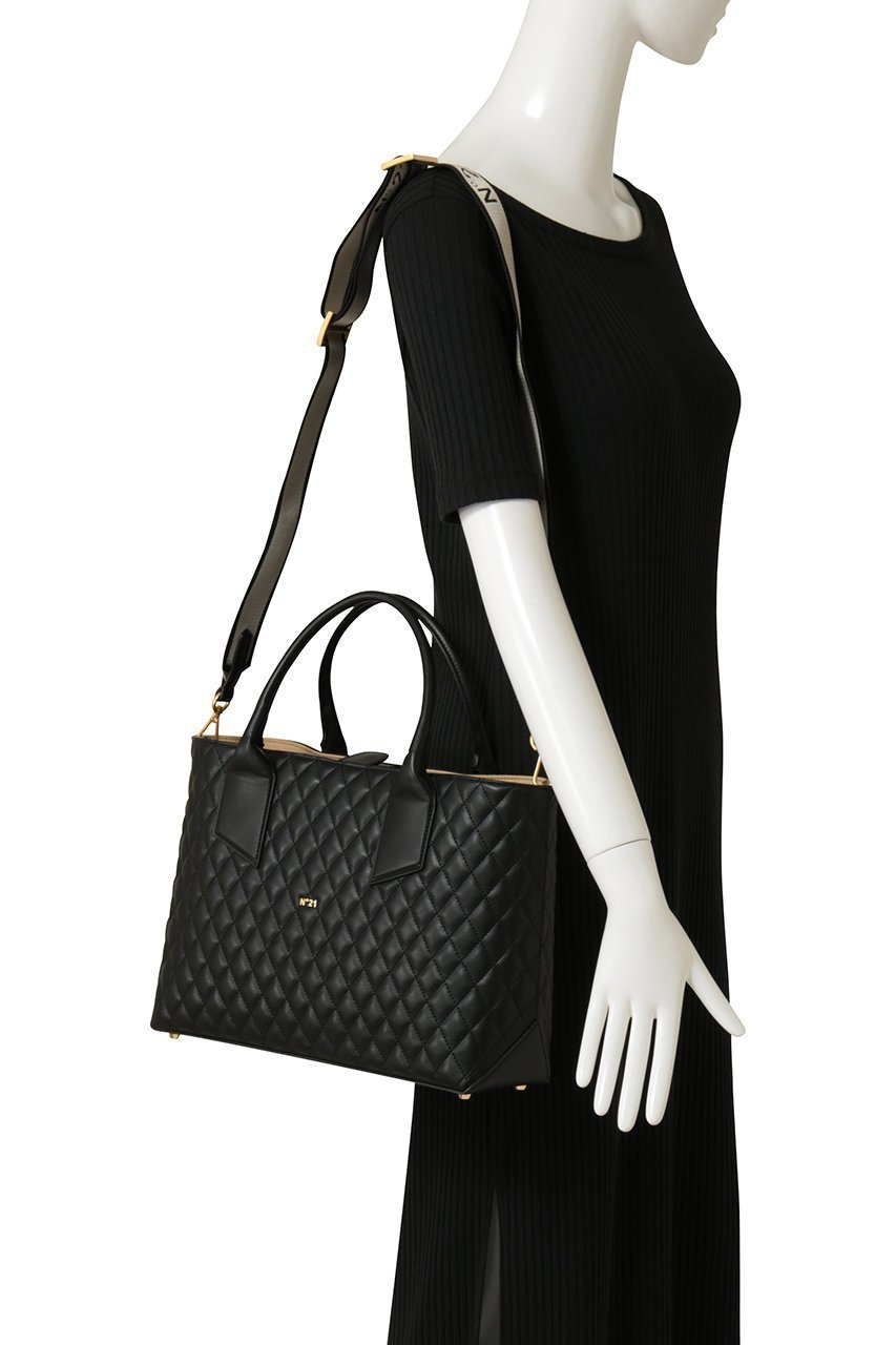 【ヌメロ ヴェントゥーノ/N°21】の2WAY キルティング バッグ 人気、トレンドファッション・服の通販 founy(ファニー) 　ファッション　Fashion　レディースファッション　Fashion for Women　バッグ　Bags　キルティング　Quilted, Quilting　エレガント 上品　Elegant　新作・新入荷　New Arrivals / New In　other-2|ID: prp329100004875403 ipo3291000000036364781