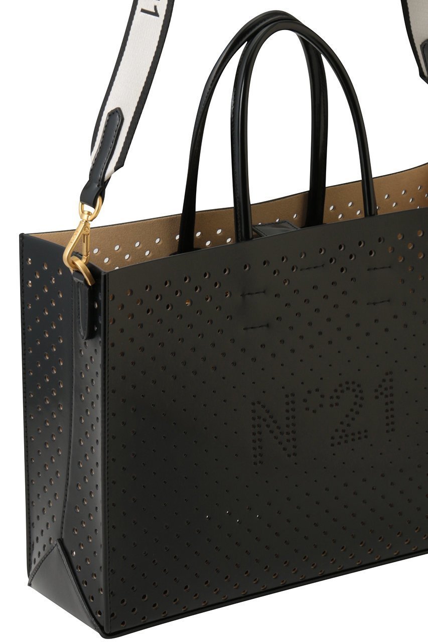 【ヌメロ ヴェントゥーノ/N°21】の2WAY パンチング バッグ 人気、トレンドファッション・服の通販 founy(ファニー) 　ファッション　Fashion　レディースファッション　Fashion for Women　バッグ　Bags　オケージョン　Occasion Wear　スポーティ　Sporty, Casual Athletic　フォルム　Silhouette, Form　ポケット　Pocket, Pocket Detail　ポーチ　Pouch, Small Case　新作・新入荷　New Arrivals / New In　other-4|ID: prp329100004875404 ipo3291000000036364791