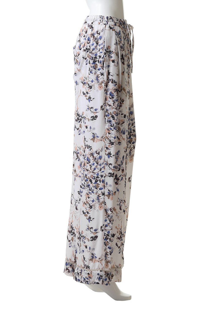 【エリオポール/heliopole】のIPEKER プリントパジャマパンツ 人気、トレンドファッション・服の通販 founy(ファニー) 　ファッション　Fashion　レディースファッション　Fashion for Women　パンツ　Pants & Trousers　おすすめ　Recommended / Our Picks　なめらか　Smooth, Silky Texture　シルク　Silk, 100% Silk　フラワー　Flower, Floral　プリント　Print, Printed Pattern　リゾート　Resort, Vacation Style　新作・新入荷　New Arrivals / New In　旅行　Travel　other-3|ID: prp329100004875427 ipo3291000000036364944